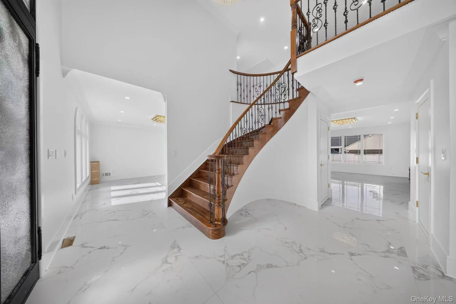 946 Cherry Lane, North Hempstead, NY, 5 Bedrooms Bedrooms, 12 Rooms Rooms,4 BathroomsBathrooms,Residential,For Rent,Cherry,0,1020350 946 Cherry Lane, North Hempstead, NY, 5 Bedrooms Bedrooms, 12 Rooms Rooms,4 BathroomsBathrooms,Residential,For Rent,Cherry,0,1020350