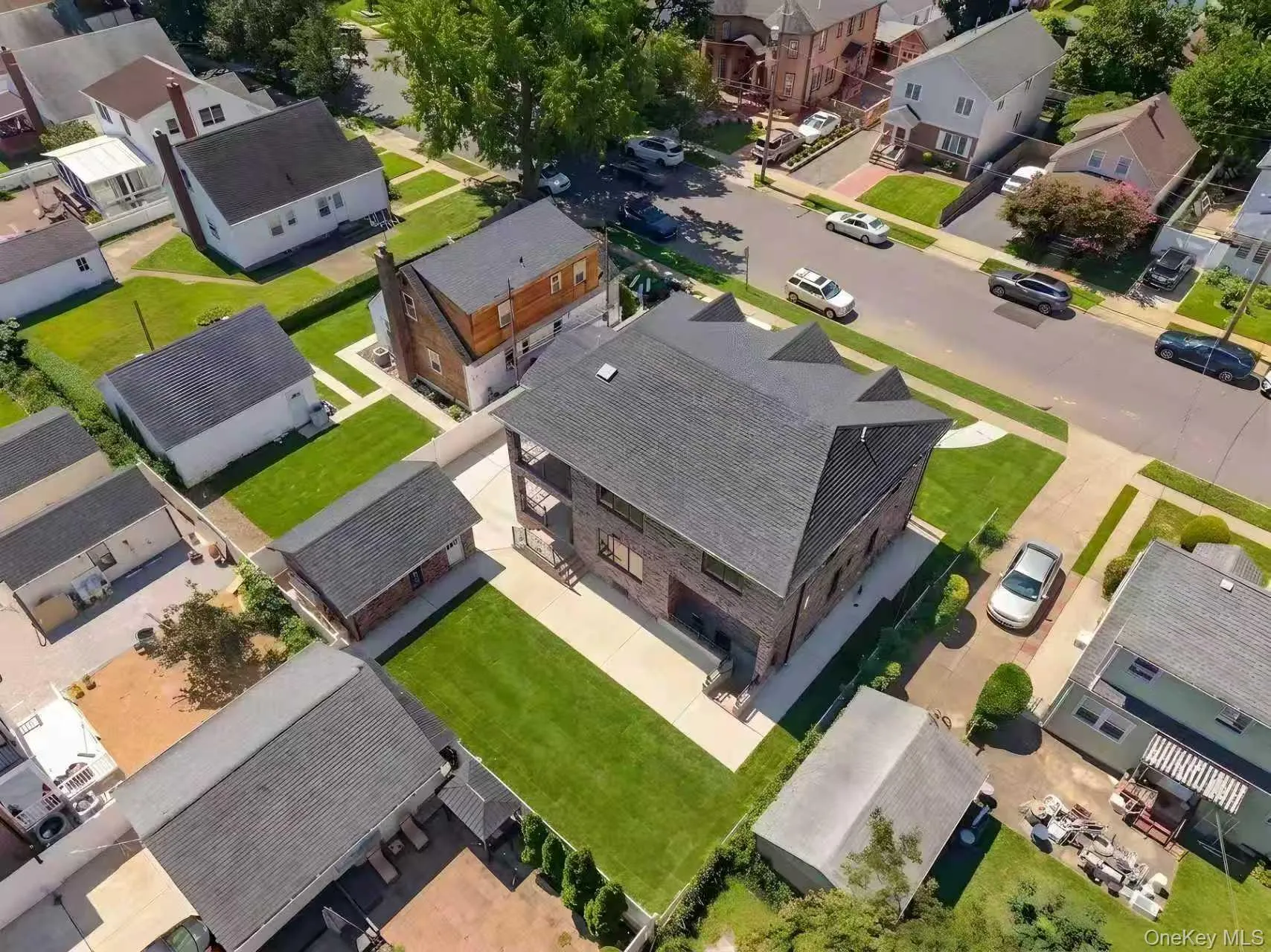 946 Cherry Lane, North Hempstead, NY, 5 Bedrooms Bedrooms, 12 Rooms Rooms,4 BathroomsBathrooms,Residential,For Rent,Cherry,0,1020350 946 Cherry Lane, North Hempstead, NY, 5 Bedrooms Bedrooms, 12 Rooms Rooms,4 BathroomsBathrooms,Residential,For Rent,Cherry,0,1020350