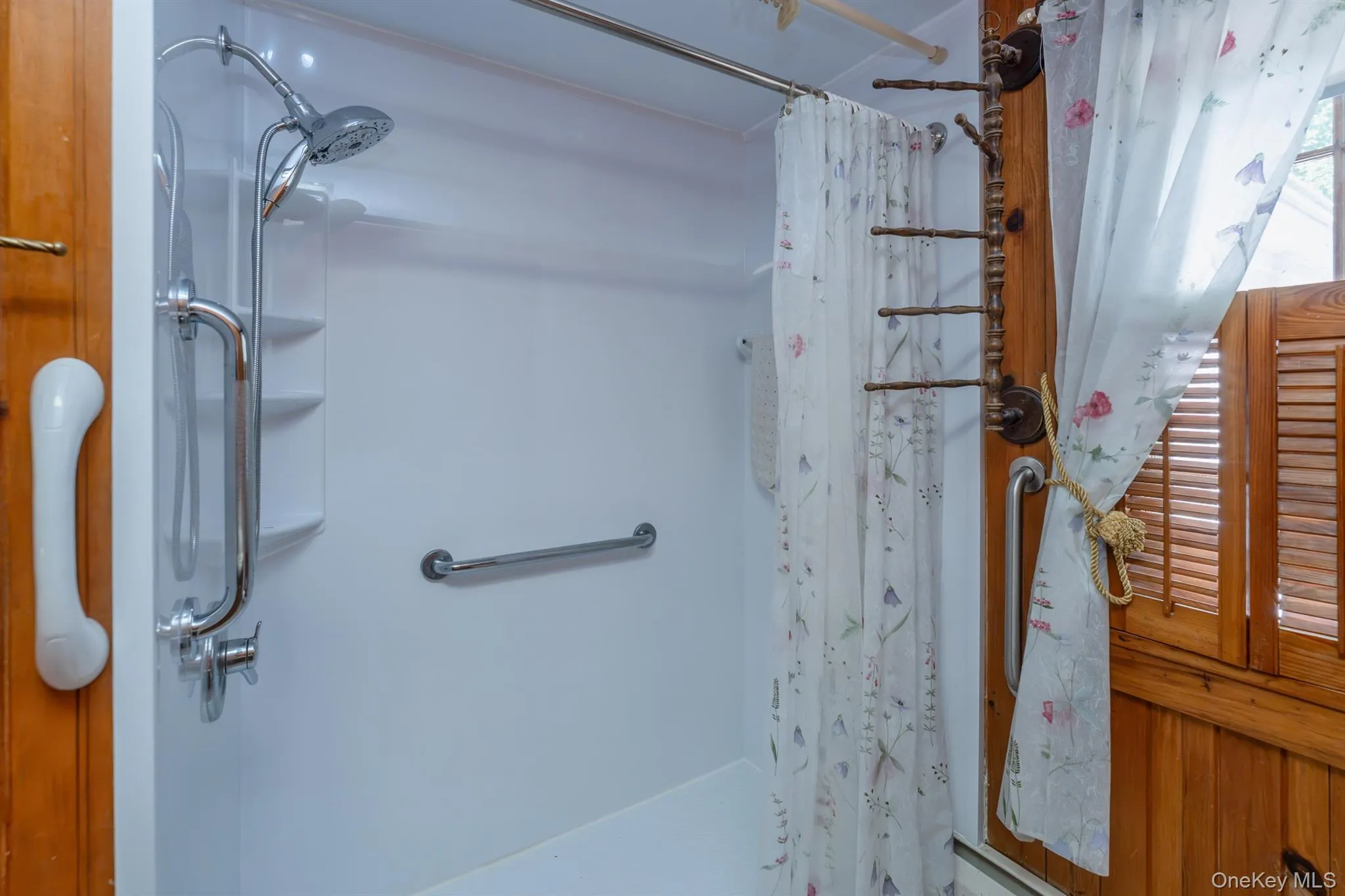8 Carroll Street, Rosendale, NY, 3 Bedrooms Bedrooms, 6 Rooms Rooms,1 BathroomBathrooms,Residential,For Rent,Carroll,0,1020354 8 Carroll Street, Rosendale, NY, 3 Bedrooms Bedrooms, 6 Rooms Rooms,1 BathroomBathrooms,Residential,For Rent,Carroll,0,1020354