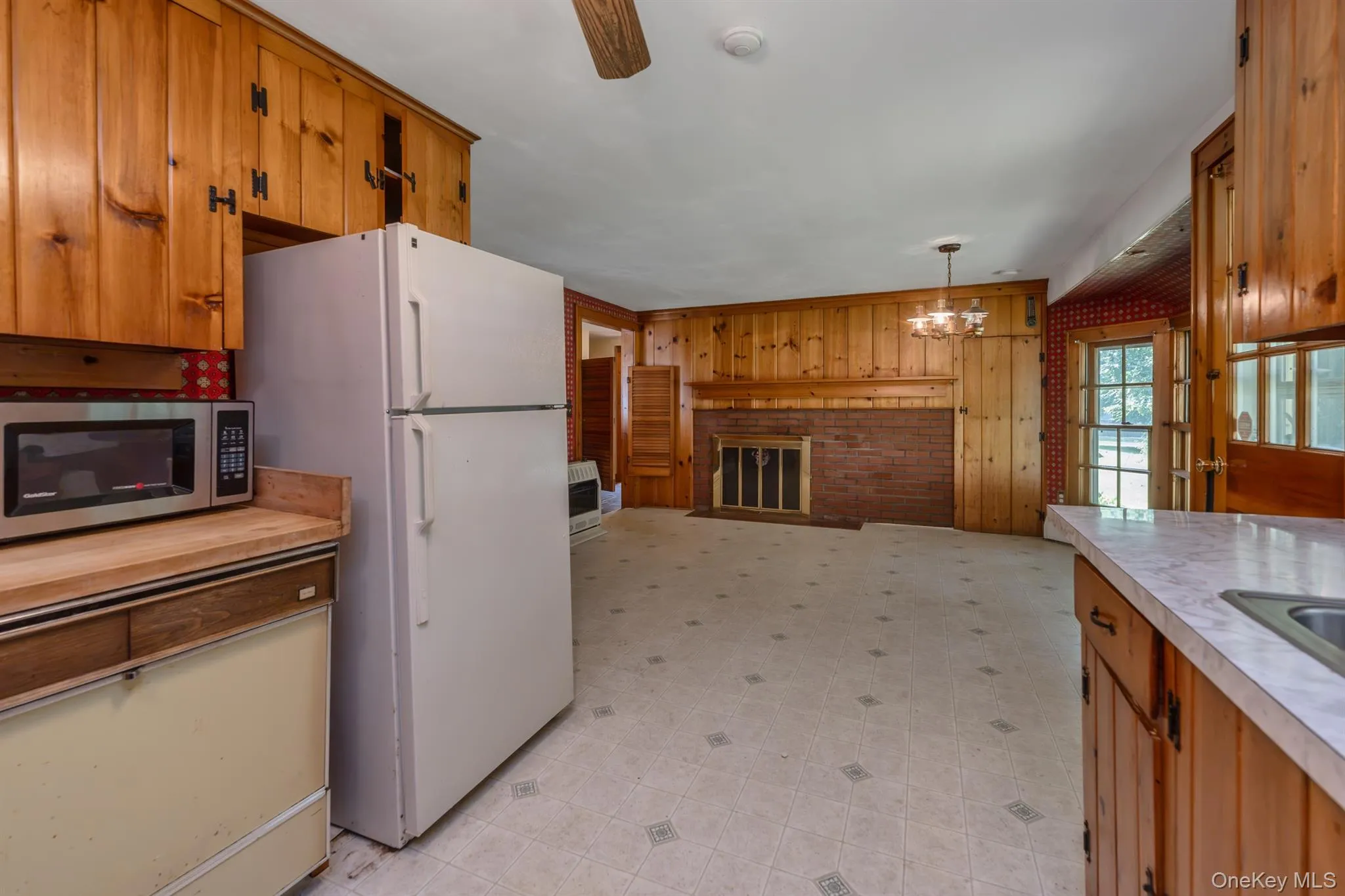8 Carroll Street, Rosendale, NY, 3 Bedrooms Bedrooms, 6 Rooms Rooms,1 BathroomBathrooms,Residential,For Rent,Carroll,0,1020354 8 Carroll Street, Rosendale, NY, 3 Bedrooms Bedrooms, 6 Rooms Rooms,1 BathroomBathrooms,Residential,For Rent,Carroll,0,1020354