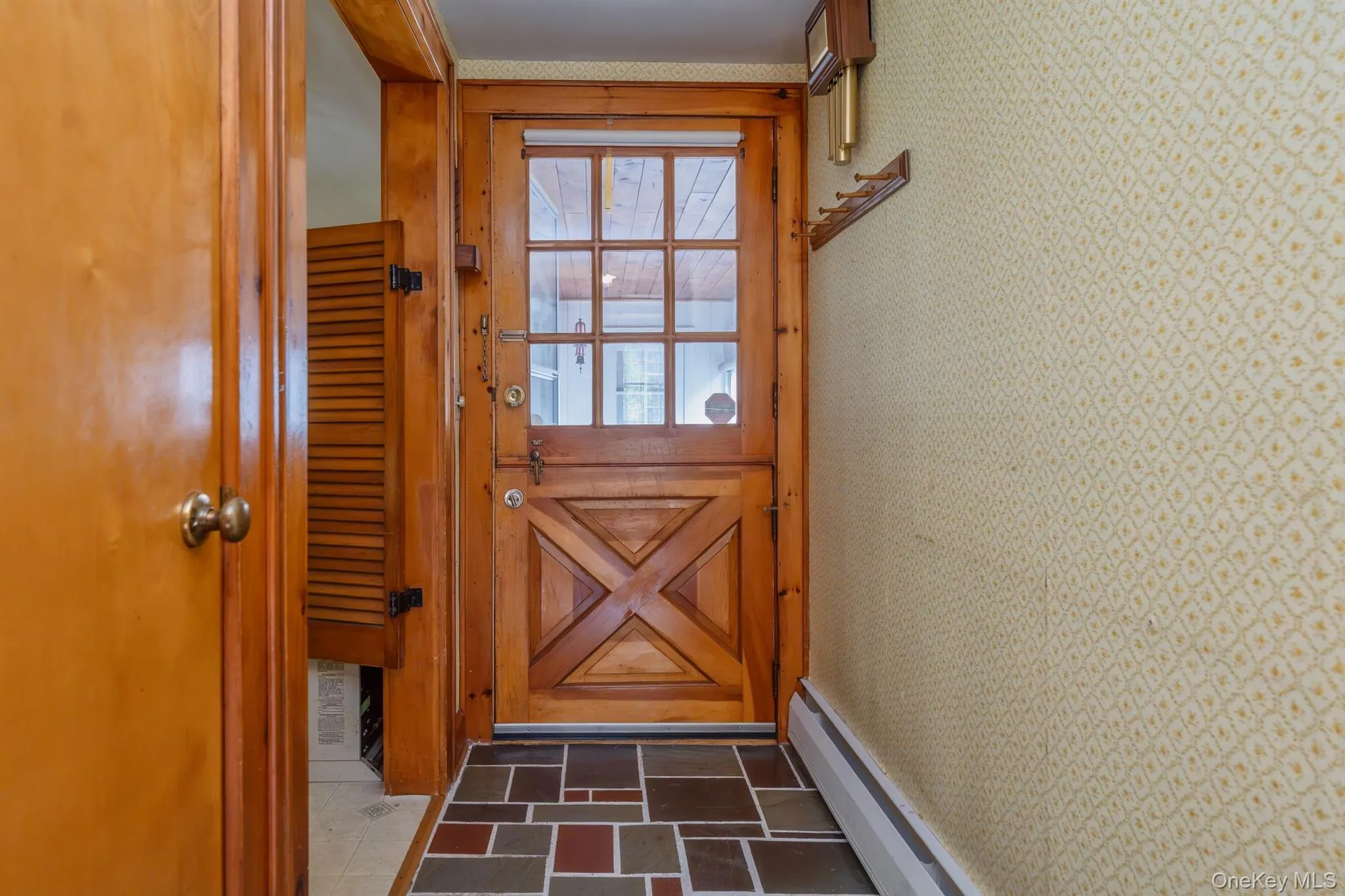 8 Carroll Street, Rosendale, NY, 3 Bedrooms Bedrooms, 6 Rooms Rooms,1 BathroomBathrooms,Residential,For Rent,Carroll,0,1020354 8 Carroll Street, Rosendale, NY, 3 Bedrooms Bedrooms, 6 Rooms Rooms,1 BathroomBathrooms,Residential,For Rent,Carroll,0,1020354