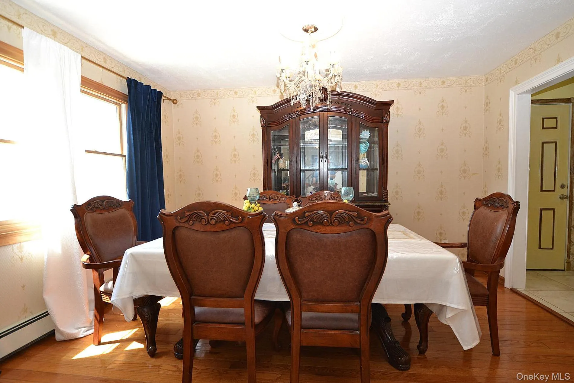 9 Woodbine Street, Brookhaven, NY, 5 Bedrooms Bedrooms, 9 Rooms Rooms,2 BathroomsBathrooms,Residential,For Rent,Woodbine,0,1020356 9 Woodbine Street, Brookhaven, NY, 5 Bedrooms Bedrooms, 9 Rooms Rooms,2 BathroomsBathrooms,Residential,For Rent,Woodbine,0,1020356