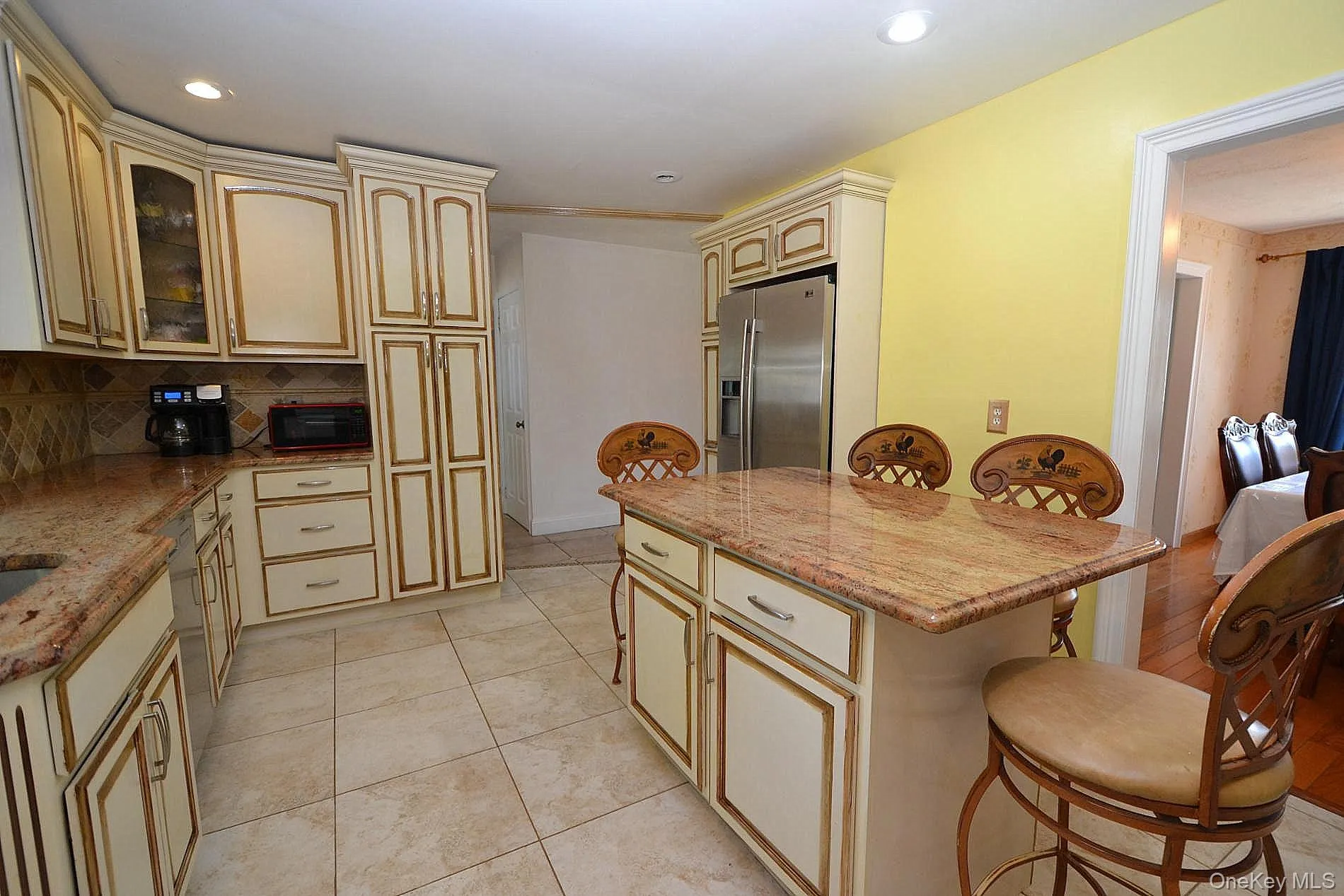 9 Woodbine Street, Brookhaven, NY, 5 Bedrooms Bedrooms, 9 Rooms Rooms,2 BathroomsBathrooms,Residential,For Rent,Woodbine,0,1020356 9 Woodbine Street, Brookhaven, NY, 5 Bedrooms Bedrooms, 9 Rooms Rooms,2 BathroomsBathrooms,Residential,For Rent,Woodbine,0,1020356