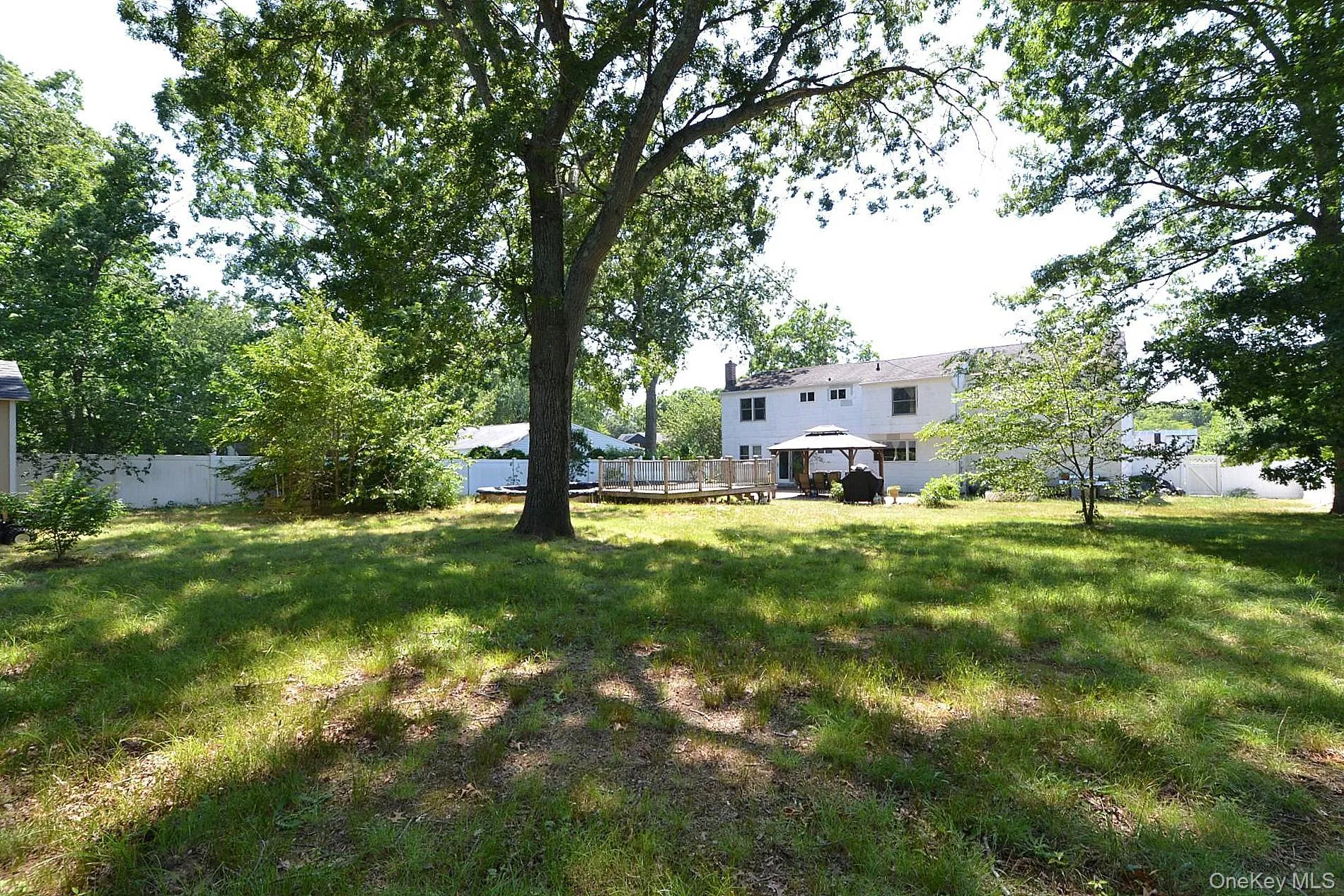 9 Woodbine Street, Brookhaven, NY, 5 Bedrooms Bedrooms, 9 Rooms Rooms,2 BathroomsBathrooms,Residential,For Rent,Woodbine,0,1020356 9 Woodbine Street, Brookhaven, NY, 5 Bedrooms Bedrooms, 9 Rooms Rooms,2 BathroomsBathrooms,Residential,For Rent,Woodbine,0,1020356