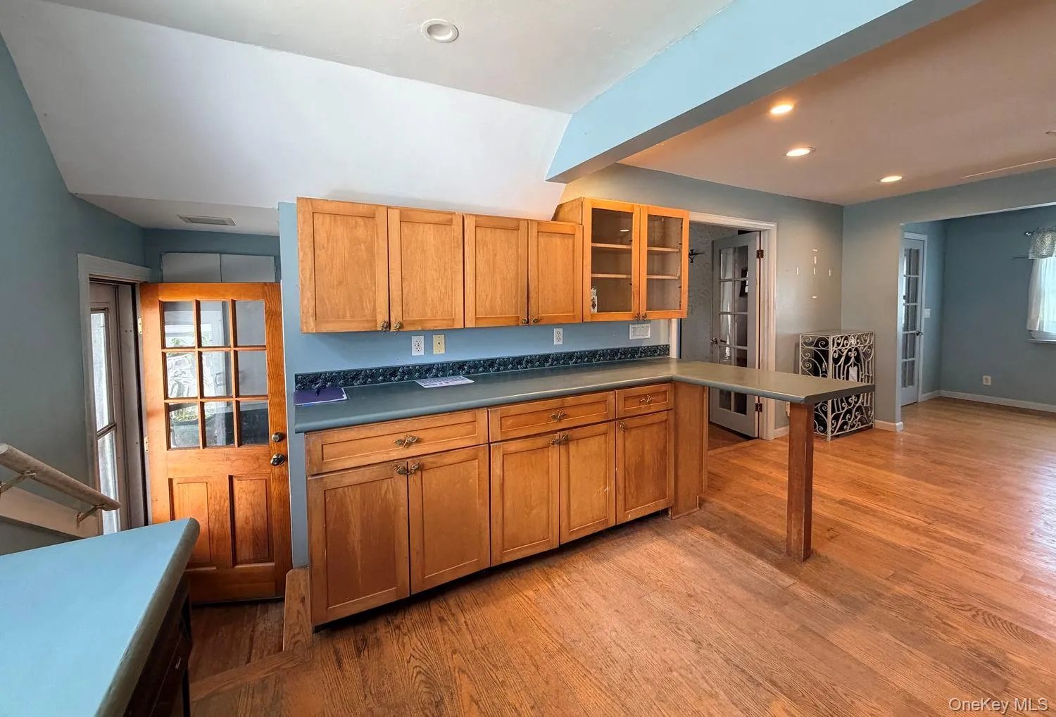 126 Eaton Lane, Islip, NY, 4 Bedrooms Bedrooms, 8 Rooms Rooms,2 BathroomsBathrooms,Residential,For Rent,Eaton,0,1020365 126 Eaton Lane, Islip, NY, 4 Bedrooms Bedrooms, 8 Rooms Rooms,2 BathroomsBathrooms,Residential,For Rent,Eaton,0,1020365