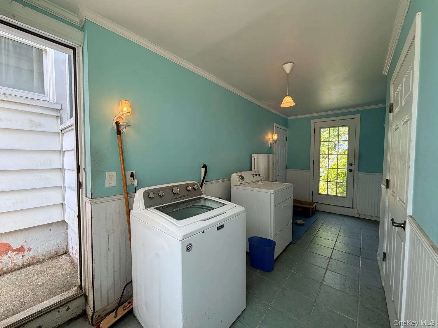 126 Eaton Lane, Islip, NY, 4 Bedrooms Bedrooms, 8 Rooms Rooms,2 BathroomsBathrooms,Residential,For Rent,Eaton,0,1020365 126 Eaton Lane, Islip, NY, 4 Bedrooms Bedrooms, 8 Rooms Rooms,2 BathroomsBathrooms,Residential,For Rent,Eaton,0,1020365
