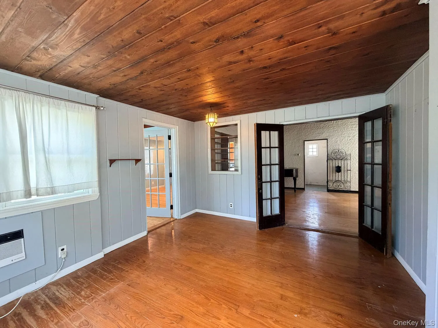 126 Eaton Lane, Islip, NY, 4 Bedrooms Bedrooms, 8 Rooms Rooms,2 BathroomsBathrooms,Residential,For Rent,Eaton,0,1020365 126 Eaton Lane, Islip, NY, 4 Bedrooms Bedrooms, 8 Rooms Rooms,2 BathroomsBathrooms,Residential,For Rent,Eaton,0,1020365