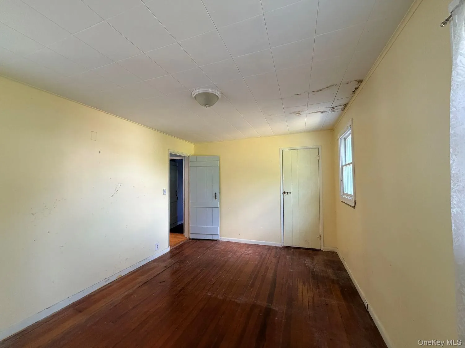 126 Eaton Lane, Islip, NY, 4 Bedrooms Bedrooms, 8 Rooms Rooms,2 BathroomsBathrooms,Residential,For Rent,Eaton,0,1020365 126 Eaton Lane, Islip, NY, 4 Bedrooms Bedrooms, 8 Rooms Rooms,2 BathroomsBathrooms,Residential,For Rent,Eaton,0,1020365