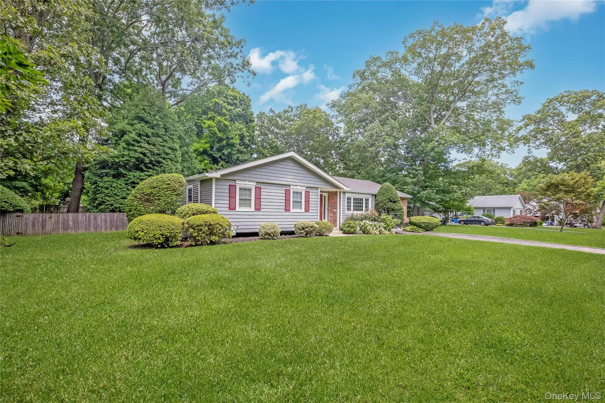 10 Udell Way, Huntington, NY, 3 Bedrooms Bedrooms, 7 Rooms Rooms,2 BathroomsBathrooms,Residential,For Rent,Udell,0,1020373 10 Udell Way, Huntington, NY, 3 Bedrooms Bedrooms, 7 Rooms Rooms,2 BathroomsBathrooms,Residential,For Rent,Udell,0,1020373