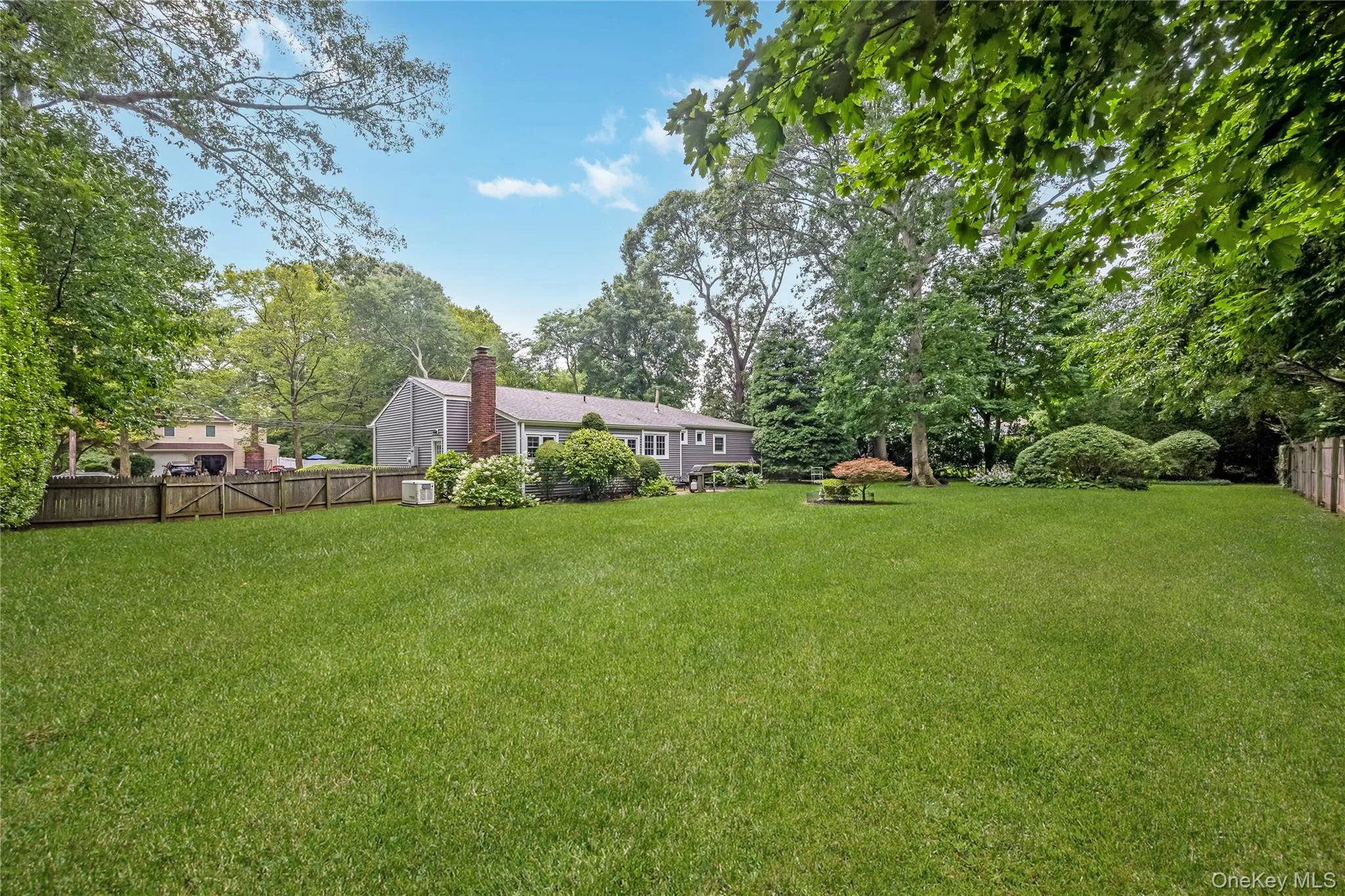 10 Udell Way, Huntington, NY, 3 Bedrooms Bedrooms, 7 Rooms Rooms,2 BathroomsBathrooms,Residential,For Rent,Udell,0,1020373 10 Udell Way, Huntington, NY, 3 Bedrooms Bedrooms, 7 Rooms Rooms,2 BathroomsBathrooms,Residential,For Rent,Udell,0,1020373