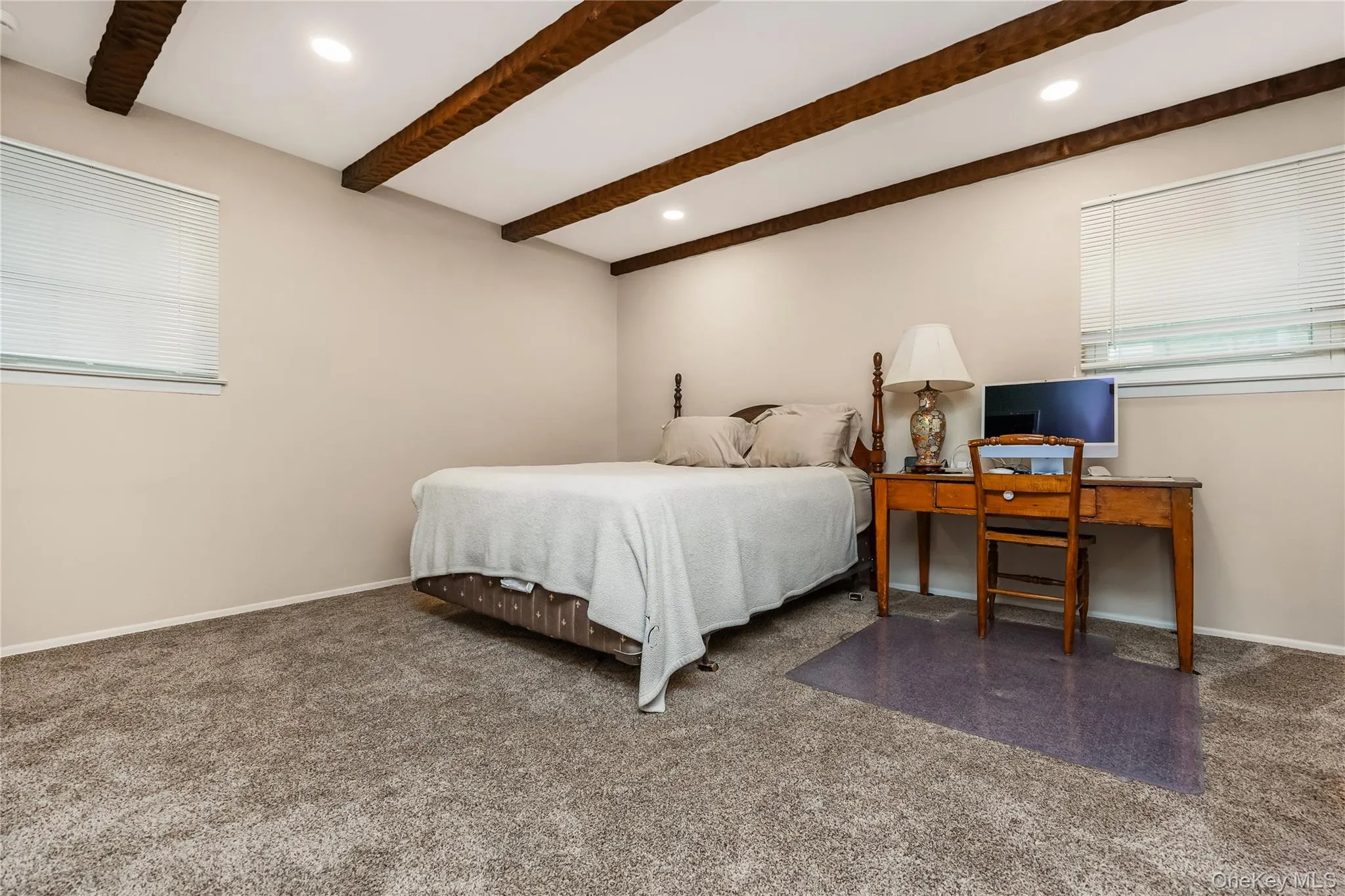 10 Udell Way, Huntington, NY, 3 Bedrooms Bedrooms, 7 Rooms Rooms,2 BathroomsBathrooms,Residential,For Rent,Udell,0,1020373 10 Udell Way, Huntington, NY, 3 Bedrooms Bedrooms, 7 Rooms Rooms,2 BathroomsBathrooms,Residential,For Rent,Udell,0,1020373