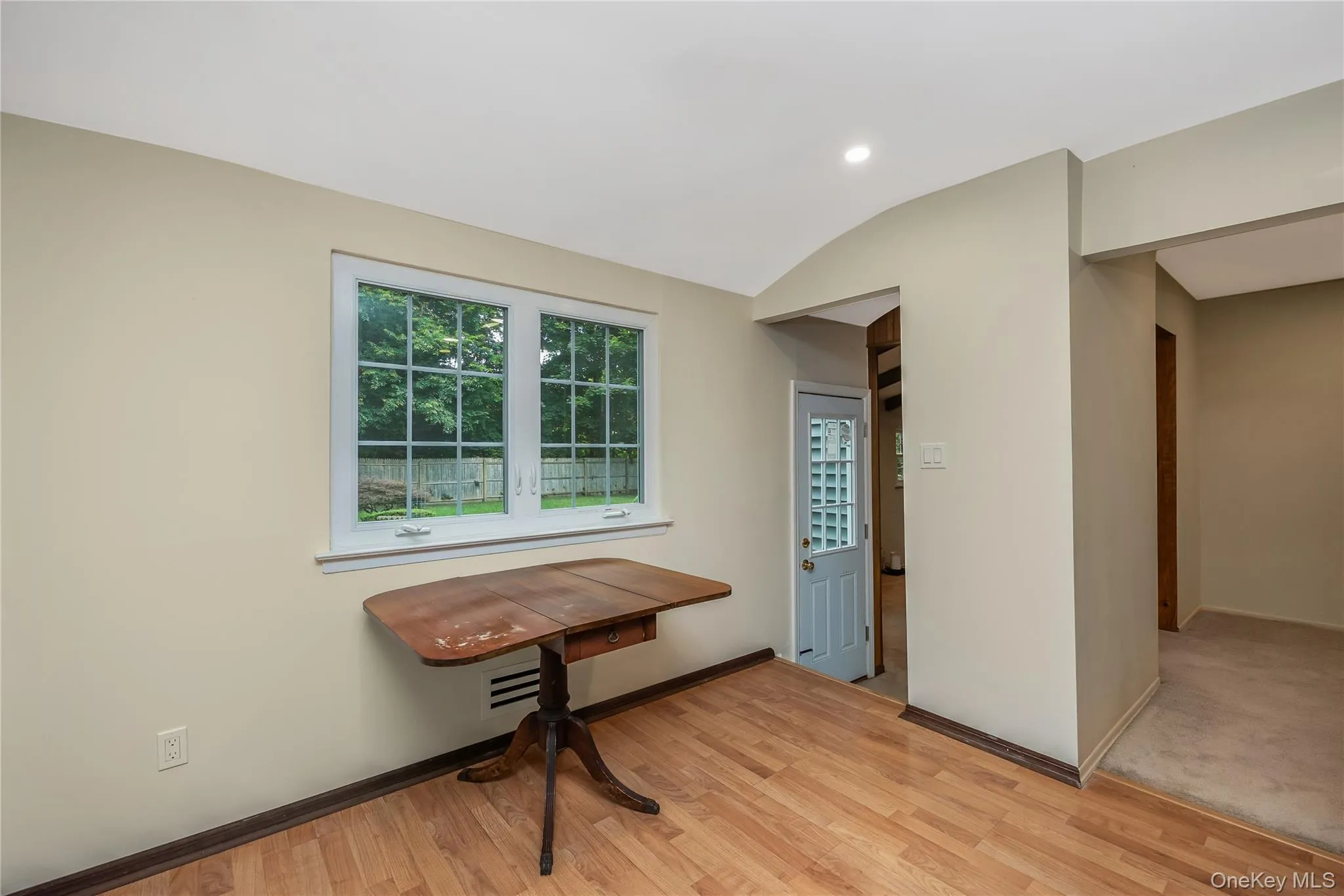 10 Udell Way, Huntington, NY, 3 Bedrooms Bedrooms, 7 Rooms Rooms,2 BathroomsBathrooms,Residential,For Rent,Udell,0,1020373 10 Udell Way, Huntington, NY, 3 Bedrooms Bedrooms, 7 Rooms Rooms,2 BathroomsBathrooms,Residential,For Rent,Udell,0,1020373