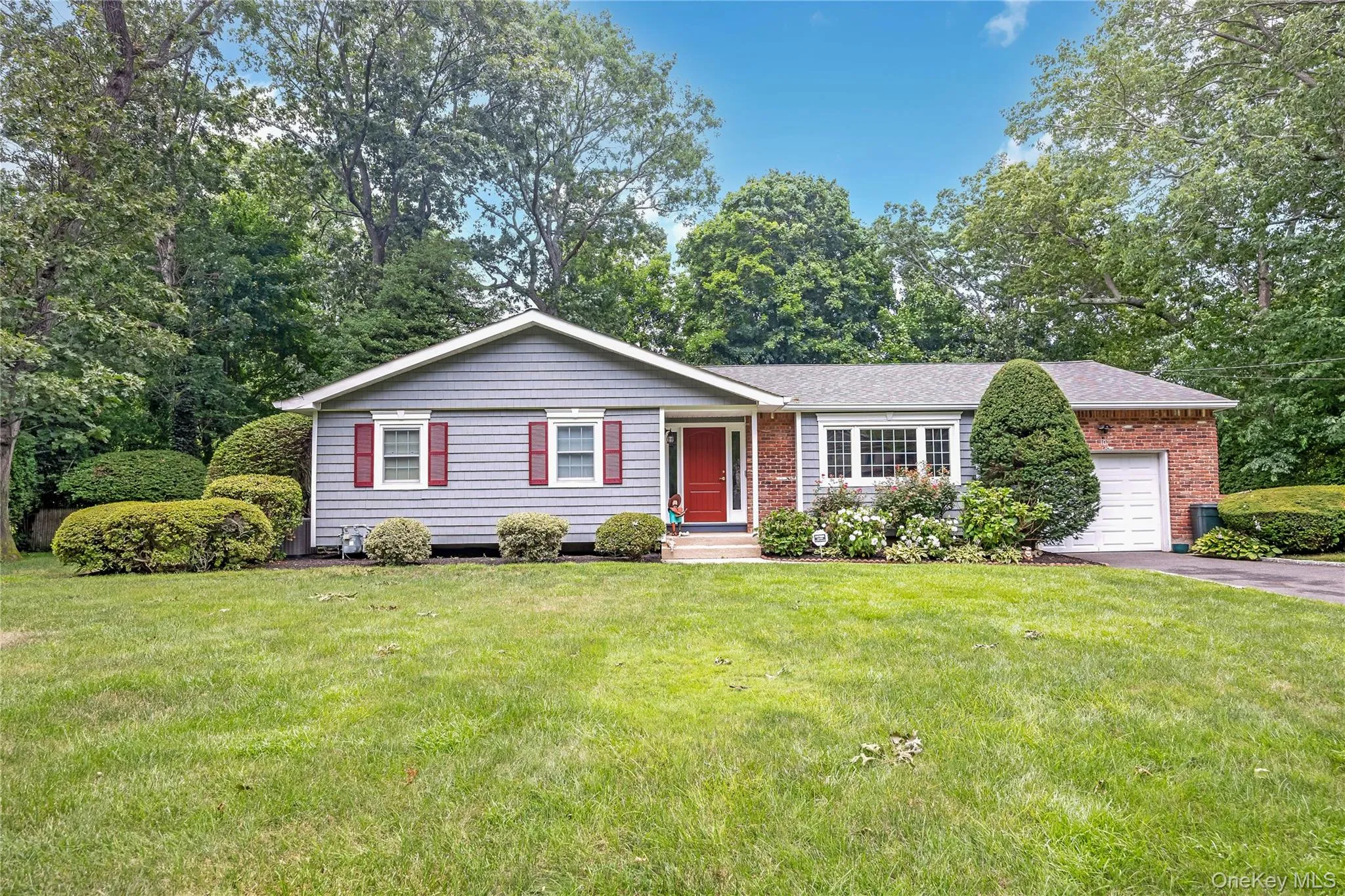 10 Udell Way, Huntington, NY, 3 Bedrooms Bedrooms, 7 Rooms Rooms,2 BathroomsBathrooms,Residential,For Rent,Udell,0,1020373 10 Udell Way, Huntington, NY, 3 Bedrooms Bedrooms, 7 Rooms Rooms,2 BathroomsBathrooms,Residential,For Rent,Udell,0,1020373