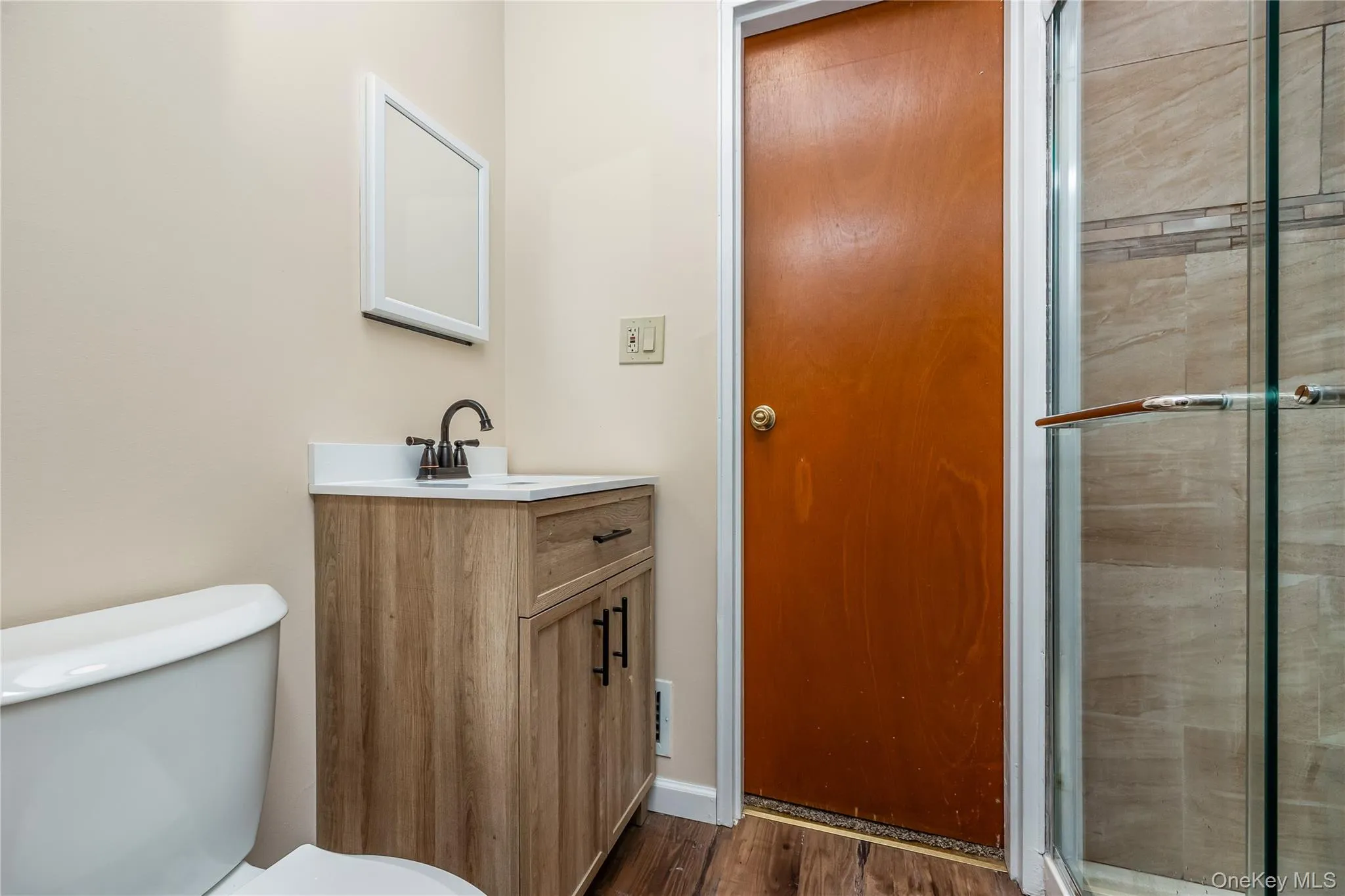 10 Udell Way, Huntington, NY, 3 Bedrooms Bedrooms, 7 Rooms Rooms,2 BathroomsBathrooms,Residential,For Rent,Udell,0,1020373 10 Udell Way, Huntington, NY, 3 Bedrooms Bedrooms, 7 Rooms Rooms,2 BathroomsBathrooms,Residential,For Rent,Udell,0,1020373