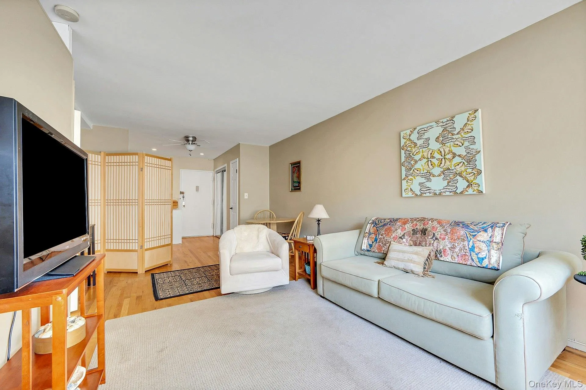 2221 Palmer Avenue, New Rochelle, NY, 1 Room Rooms,1 BathroomBathrooms,Residential,For Rent,Palmer,0,1020380 2221 Palmer Avenue, New Rochelle, NY, 1 Room Rooms,1 BathroomBathrooms,Residential,For Rent,Palmer,0,1020380