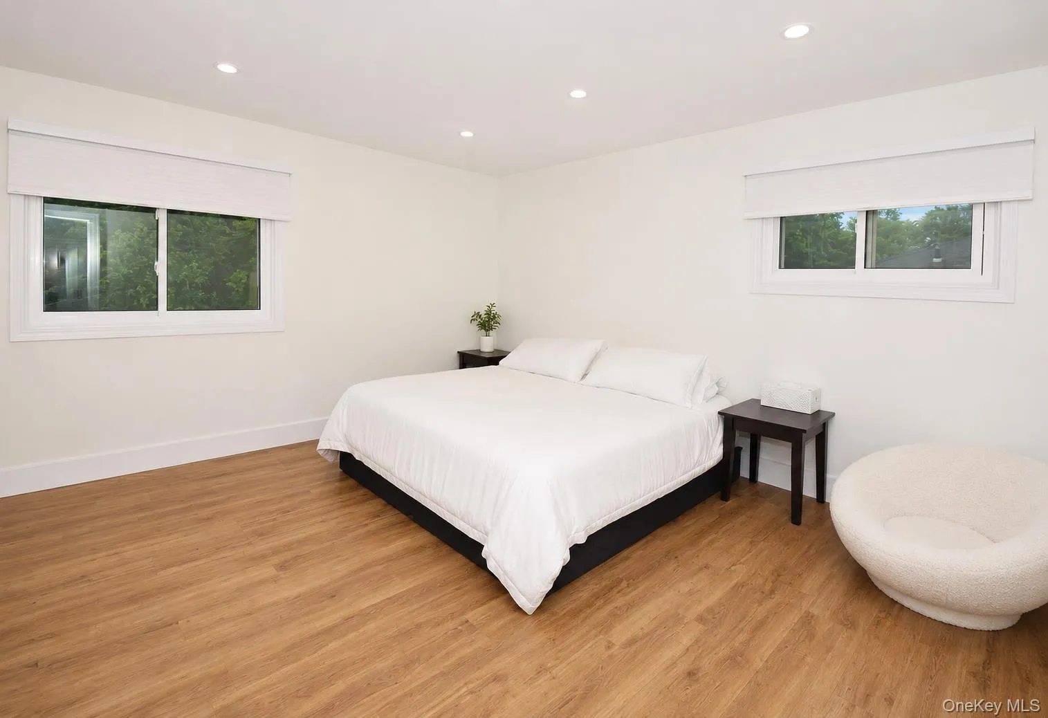 51 Whitman Avenue, Oyster Bay, NY, 3 Bedrooms Bedrooms, 8 Rooms Rooms,2 BathroomsBathrooms,Residential Lease,For Rent,Whitman,0,1020383 51 Whitman Avenue, Oyster Bay, NY, 3 Bedrooms Bedrooms, 8 Rooms Rooms,2 BathroomsBathrooms,Residential Lease,For Rent,Whitman,0,1020383