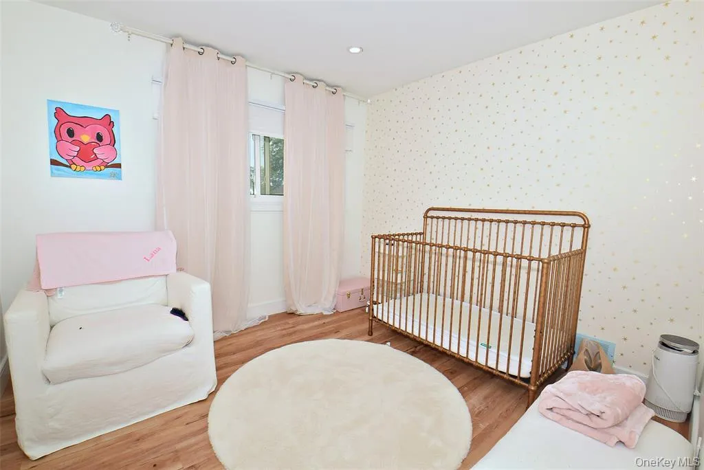 51 Whitman Avenue, Oyster Bay, NY, 3 Bedrooms Bedrooms, 8 Rooms Rooms,2 BathroomsBathrooms,Residential Lease,For Rent,Whitman,0,1020383 51 Whitman Avenue, Oyster Bay, NY, 3 Bedrooms Bedrooms, 8 Rooms Rooms,2 BathroomsBathrooms,Residential Lease,For Rent,Whitman,0,1020383