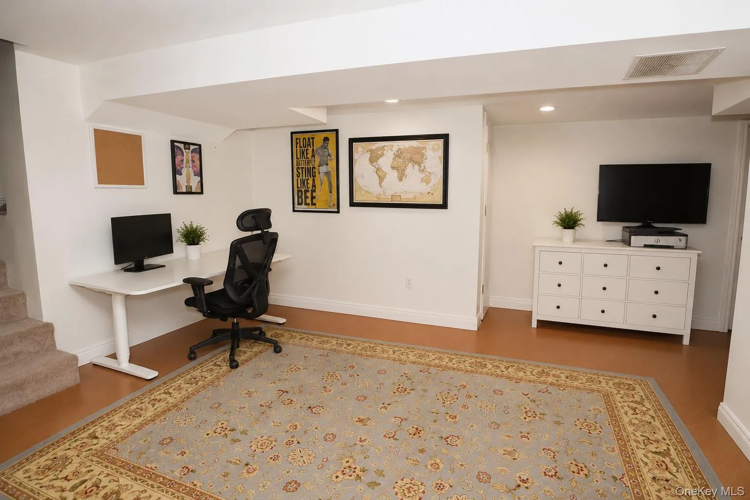 51 Whitman Avenue, Oyster Bay, NY, 3 Bedrooms Bedrooms, 8 Rooms Rooms,2 BathroomsBathrooms,Residential Lease,For Rent,Whitman,0,1020383 51 Whitman Avenue, Oyster Bay, NY, 3 Bedrooms Bedrooms, 8 Rooms Rooms,2 BathroomsBathrooms,Residential Lease,For Rent,Whitman,0,1020383