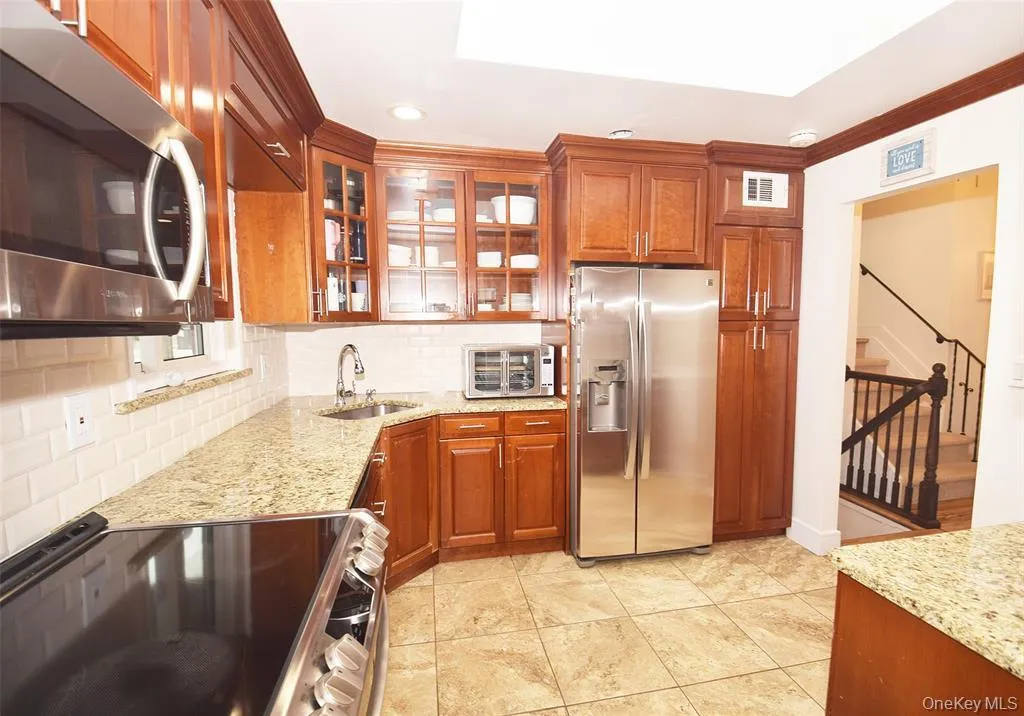 51 Whitman Avenue, Oyster Bay, NY, 3 Bedrooms Bedrooms, 8 Rooms Rooms,2 BathroomsBathrooms,Residential Lease,For Rent,Whitman,0,1020383 51 Whitman Avenue, Oyster Bay, NY, 3 Bedrooms Bedrooms, 8 Rooms Rooms,2 BathroomsBathrooms,Residential Lease,For Rent,Whitman,0,1020383