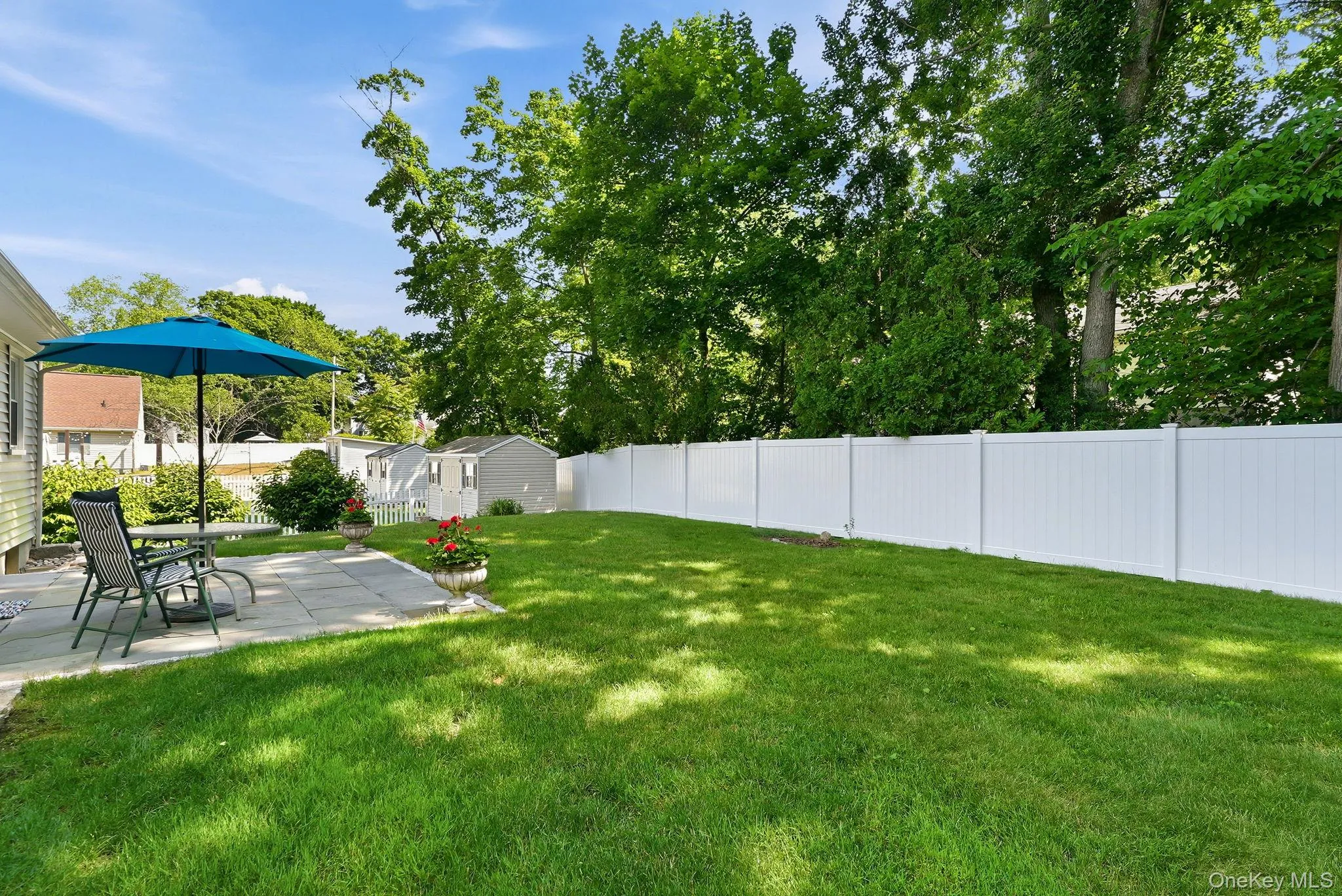 Back Yar with patio Back Yar with patio