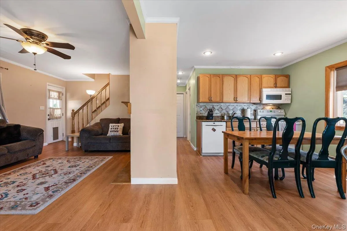 7 Chickadee Lane, Hempstead, NY, 4 Bedrooms Bedrooms, 6 Rooms Rooms,2 BathroomsBathrooms,Residential Lease,For Rent,Chickadee,0,1020397 7 Chickadee Lane, Hempstead, NY, 4 Bedrooms Bedrooms, 6 Rooms Rooms,2 BathroomsBathrooms,Residential Lease,For Rent,Chickadee,0,1020397
