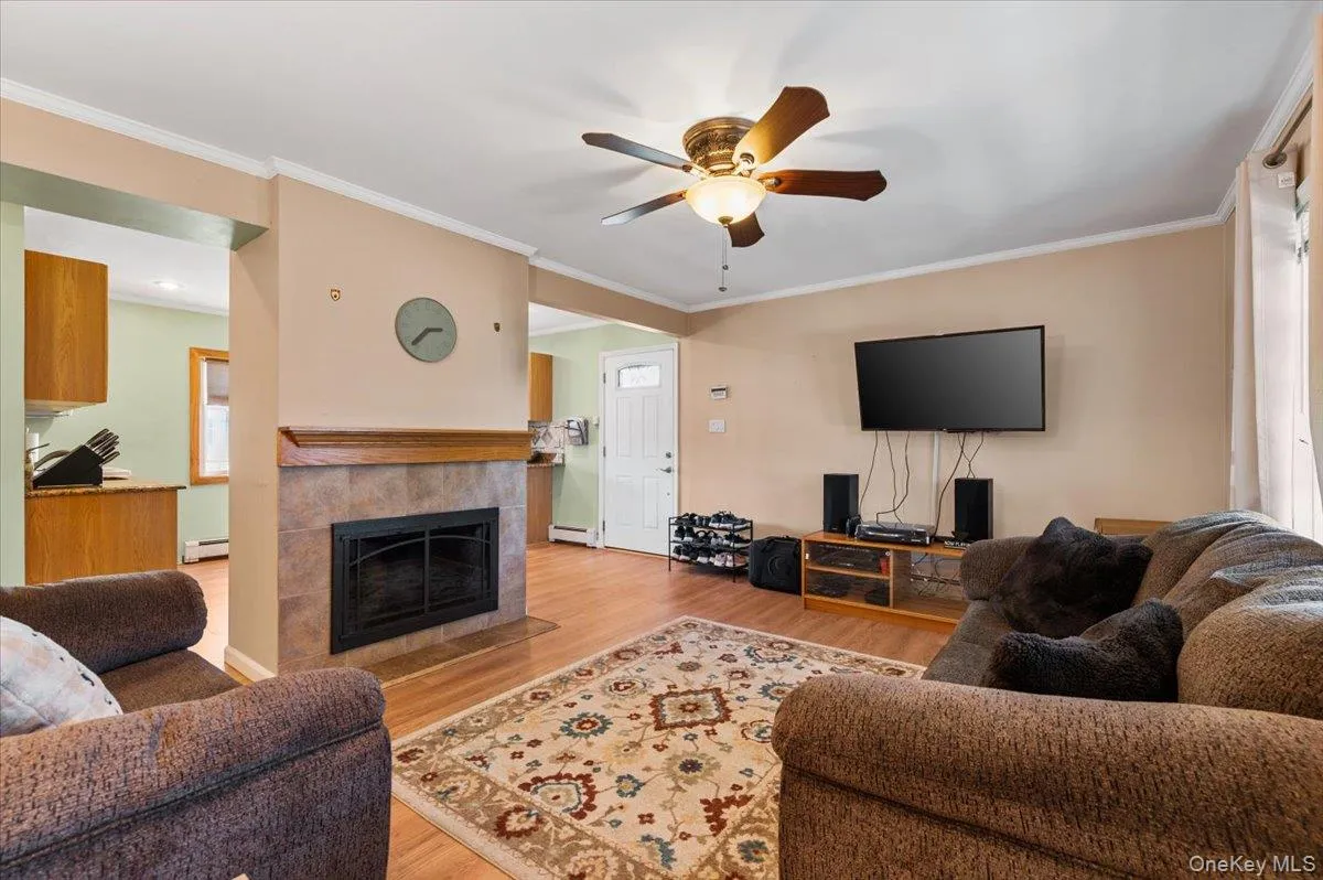 7 Chickadee Lane, Hempstead, NY, 4 Bedrooms Bedrooms, 6 Rooms Rooms,2 BathroomsBathrooms,Residential Lease,For Rent,Chickadee,0,1020397 7 Chickadee Lane, Hempstead, NY, 4 Bedrooms Bedrooms, 6 Rooms Rooms,2 BathroomsBathrooms,Residential Lease,For Rent,Chickadee,0,1020397