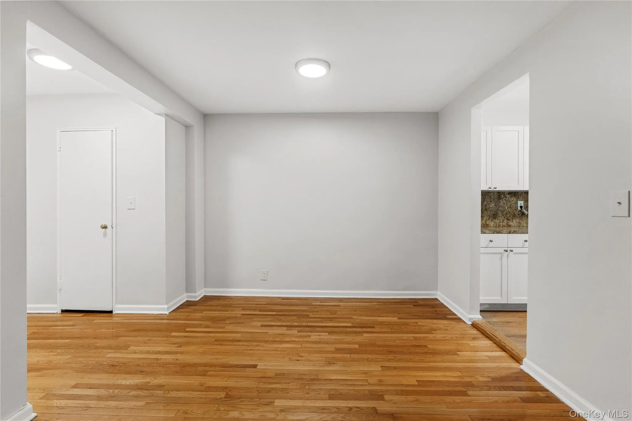 700 Scarsdale Avenue, Eastchester, NY, 2 Rooms Rooms,1 BathroomBathrooms,Residential Lease,For Rent,Scarsdale,0,1020399 700 Scarsdale Avenue, Eastchester, NY, 2 Rooms Rooms,1 BathroomBathrooms,Residential Lease,For Rent,Scarsdale,0,1020399