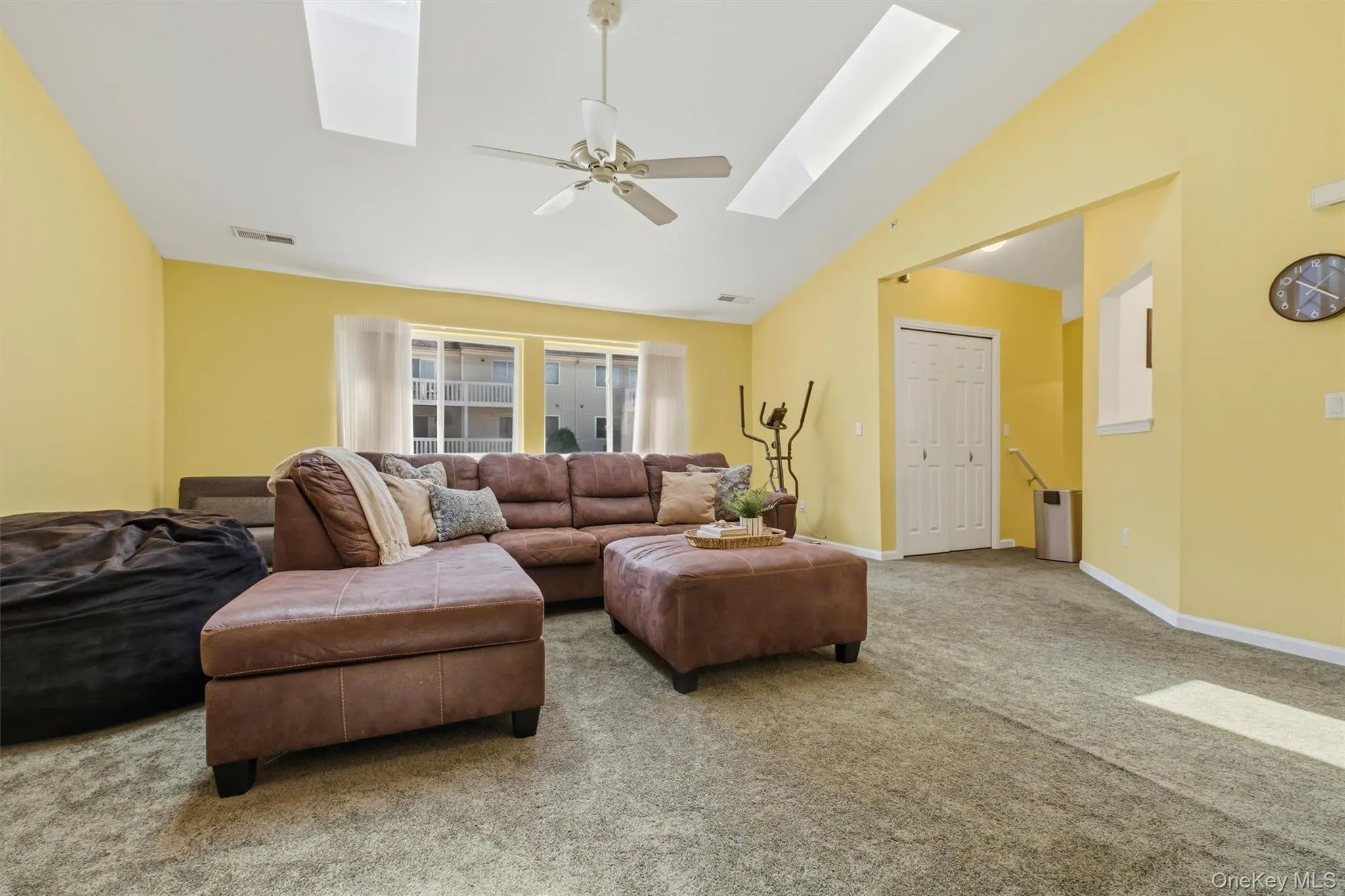 407 Crystal Hill Lane, Poughkeepsie, NY, 2 Bedrooms Bedrooms, 6 Rooms Rooms,2 BathroomsBathrooms,Residential,For Rent,Crystal Hill,0,1020400 407 Crystal Hill Lane, Poughkeepsie, NY, 2 Bedrooms Bedrooms, 6 Rooms Rooms,2 BathroomsBathrooms,Residential,For Rent,Crystal Hill,0,1020400