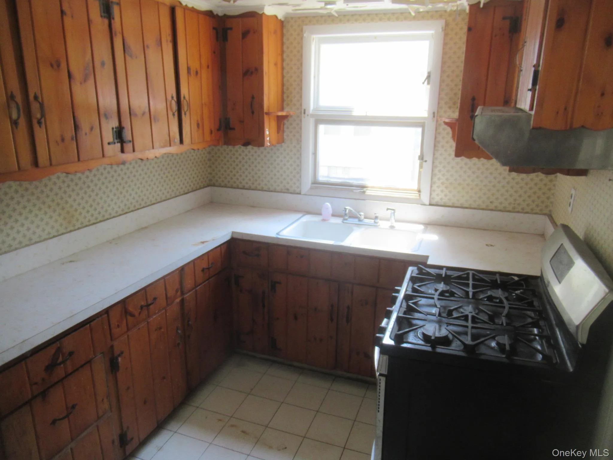 19 Bonnell Street, Middletown, NY, 2 Bedrooms Bedrooms, 6 Rooms Rooms,1 BathroomBathrooms,Residential,For Rent,Bonnell,0,1020401 19 Bonnell Street, Middletown, NY, 2 Bedrooms Bedrooms, 6 Rooms Rooms,1 BathroomBathrooms,Residential,For Rent,Bonnell,0,1020401