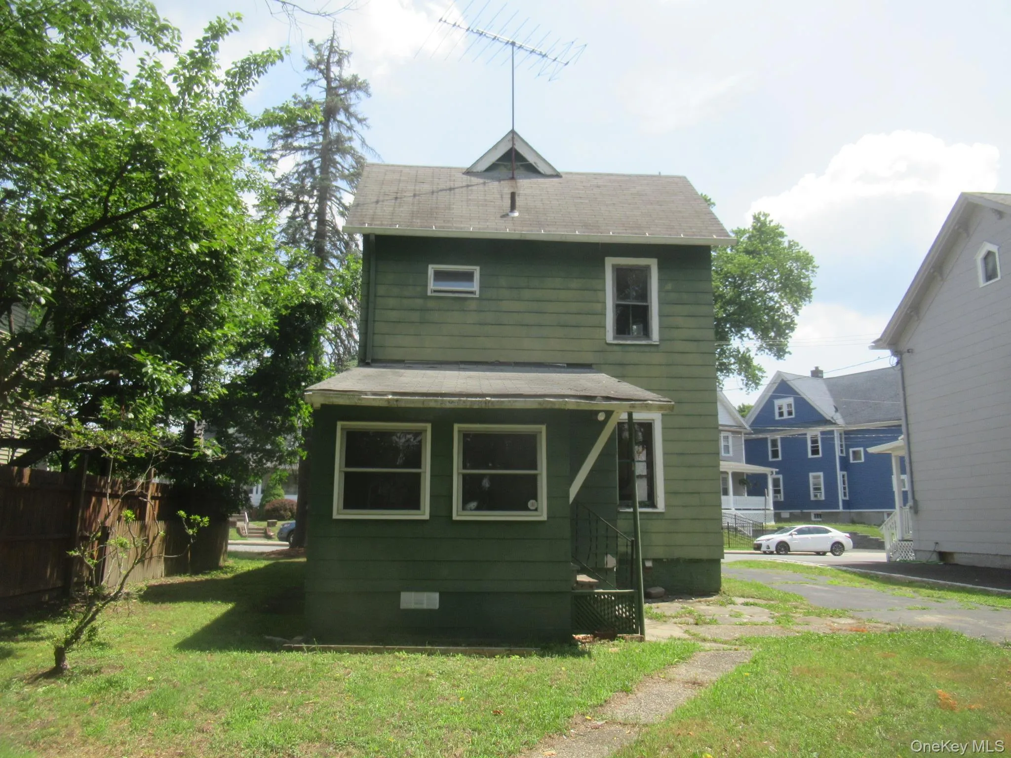 19 Bonnell Street, Middletown, NY, 2 Bedrooms Bedrooms, 6 Rooms Rooms,1 BathroomBathrooms,Residential,For Rent,Bonnell,0,1020401 19 Bonnell Street, Middletown, NY, 2 Bedrooms Bedrooms, 6 Rooms Rooms,1 BathroomBathrooms,Residential,For Rent,Bonnell,0,1020401