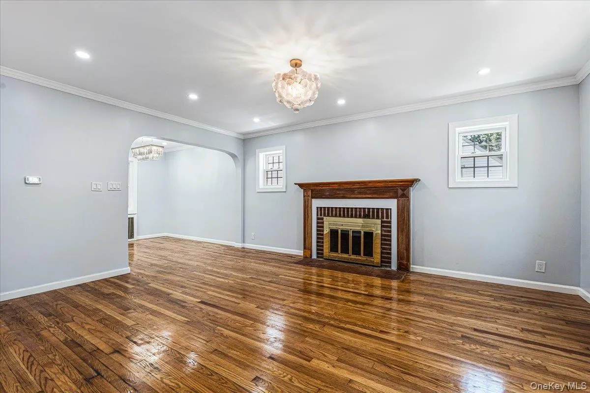 15 Astor Place, Hempstead, NY, 4 Bedrooms Bedrooms, 9 Rooms Rooms,2 BathroomsBathrooms,Residential,For Rent,Astor,0,1020404 15 Astor Place, Hempstead, NY, 4 Bedrooms Bedrooms, 9 Rooms Rooms,2 BathroomsBathrooms,Residential,For Rent,Astor,0,1020404