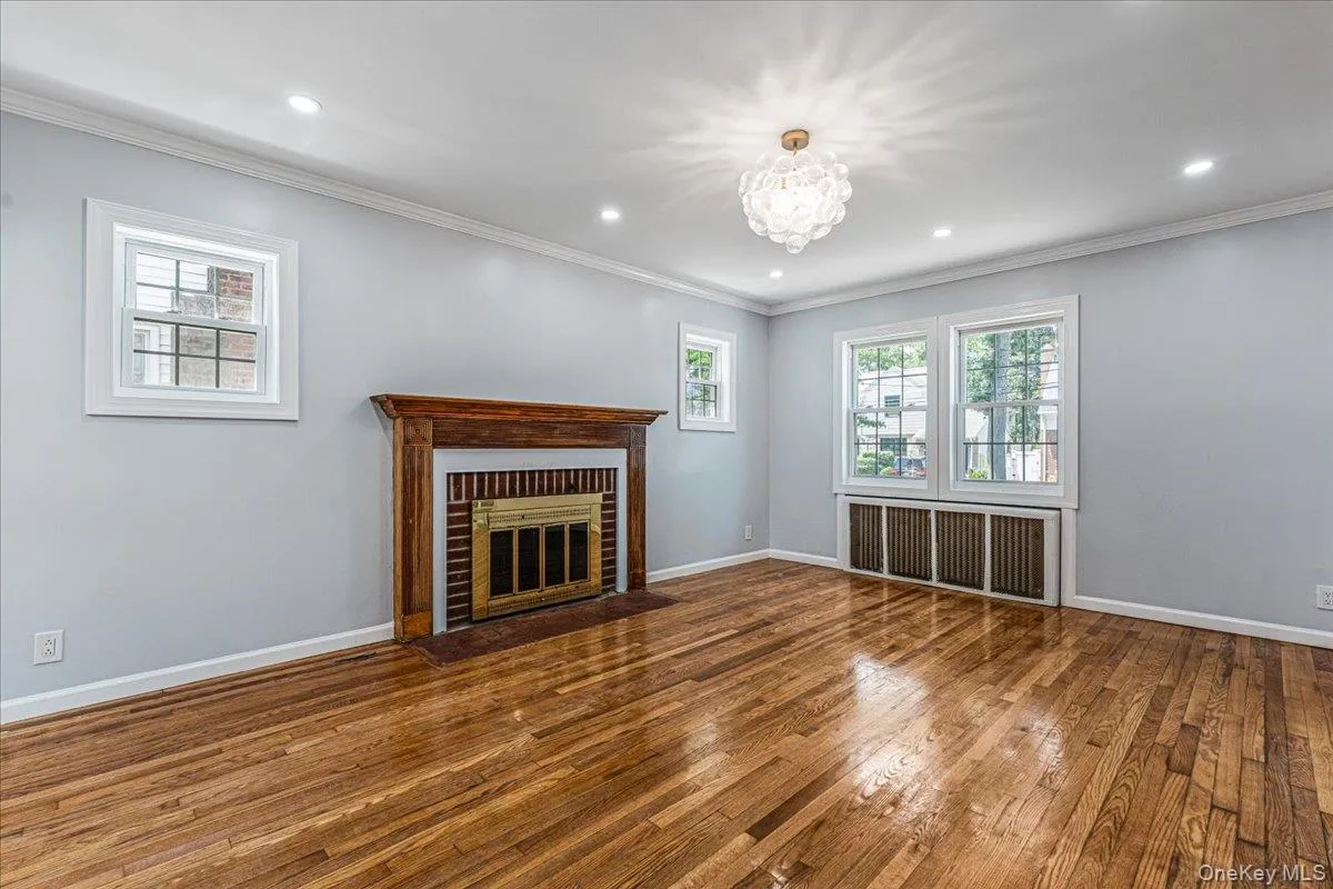 15 Astor Place, Hempstead, NY, 4 Bedrooms Bedrooms, 9 Rooms Rooms,2 BathroomsBathrooms,Residential,For Rent,Astor,0,1020404 15 Astor Place, Hempstead, NY, 4 Bedrooms Bedrooms, 9 Rooms Rooms,2 BathroomsBathrooms,Residential,For Rent,Astor,0,1020404