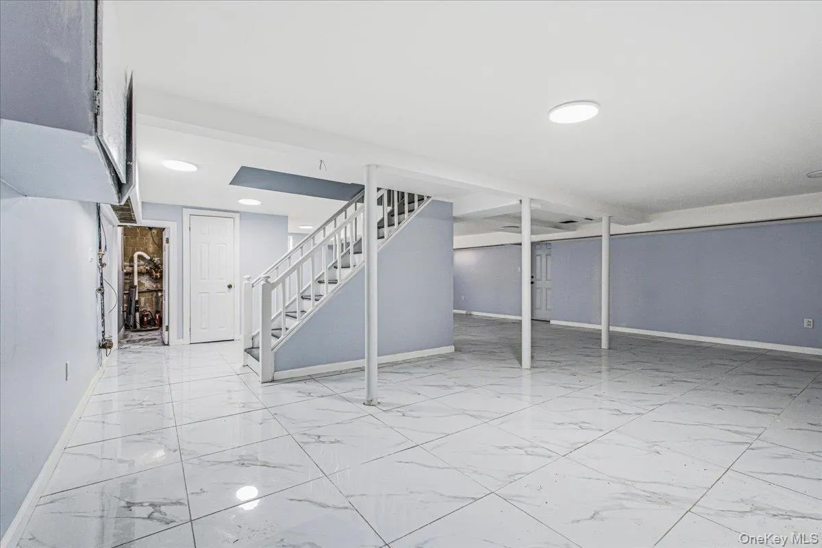15 Astor Place, Hempstead, NY, 4 Bedrooms Bedrooms, 9 Rooms Rooms,2 BathroomsBathrooms,Residential,For Rent,Astor,0,1020404 15 Astor Place, Hempstead, NY, 4 Bedrooms Bedrooms, 9 Rooms Rooms,2 BathroomsBathrooms,Residential,For Rent,Astor,0,1020404