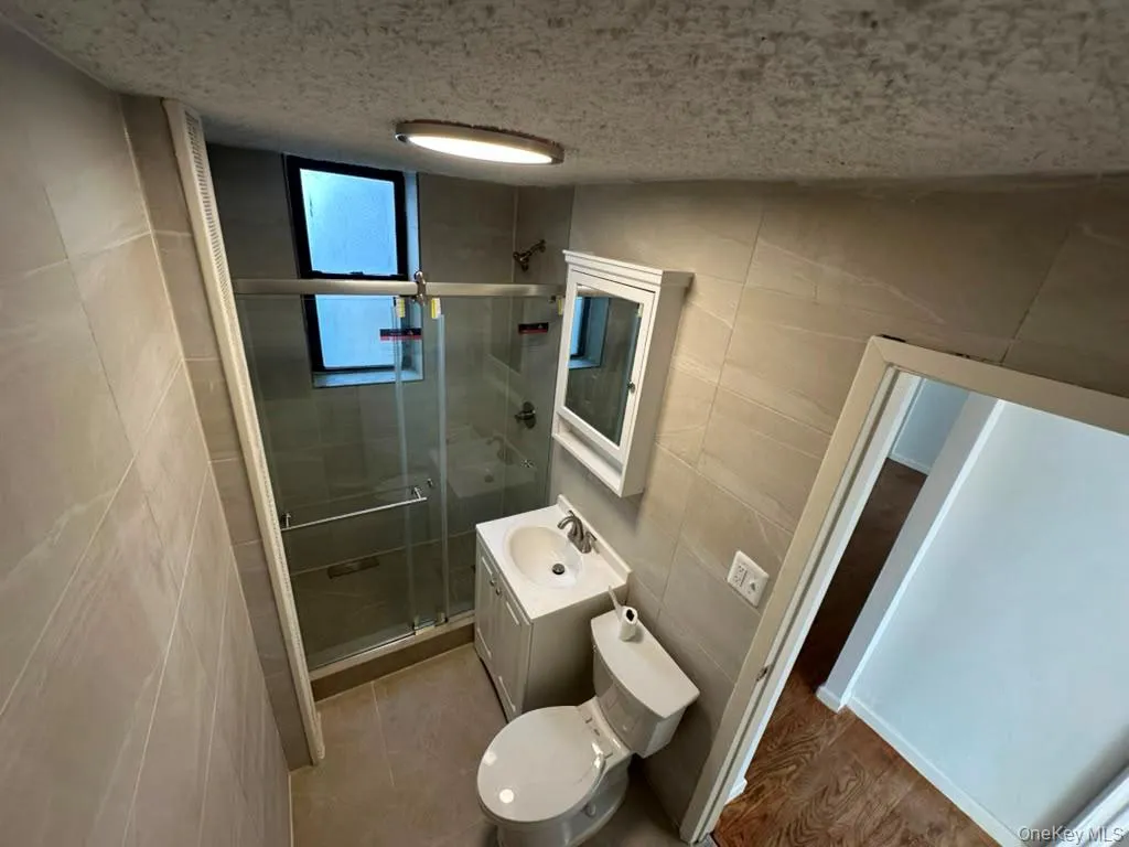 2621 30th Street, New York, NY, 2 Bedrooms Bedrooms, 5 Rooms Rooms,1 BathroomBathrooms,Residential Lease,For Rent,30th,0,1020405 2621 30th Street, New York, NY, 2 Bedrooms Bedrooms, 5 Rooms Rooms,1 BathroomBathrooms,Residential Lease,For Rent,30th,0,1020405