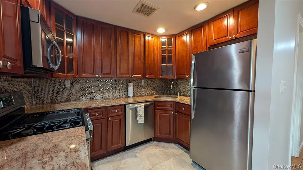 46-45 193rd Street, New York, NY, 3 Bedrooms Bedrooms, 7 Rooms Rooms,2 BathroomsBathrooms,Residential Lease,For Rent,193rd,0,1020409 46-45 193rd Street, New York, NY, 3 Bedrooms Bedrooms, 7 Rooms Rooms,2 BathroomsBathrooms,Residential Lease,For Rent,193rd,0,1020409