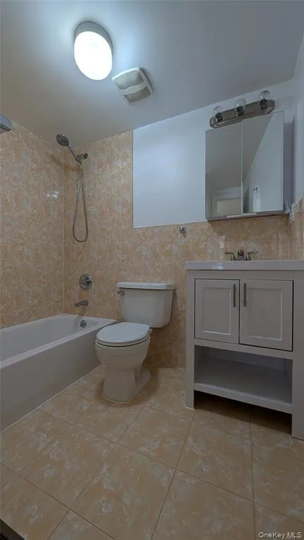 46-45 193rd Street, New York, NY, 3 Bedrooms Bedrooms, 7 Rooms Rooms,2 BathroomsBathrooms,Residential Lease,For Rent,193rd,0,1020409 46-45 193rd Street, New York, NY, 3 Bedrooms Bedrooms, 7 Rooms Rooms,2 BathroomsBathrooms,Residential Lease,For Rent,193rd,0,1020409