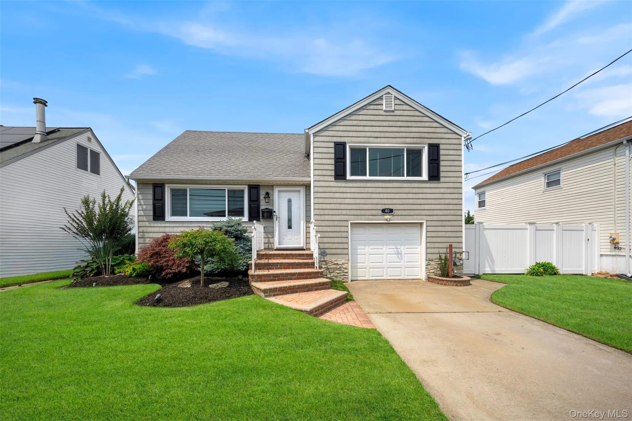 40 Martha Street, Hempstead, NY, 4 Bedrooms Bedrooms, 8 Rooms Rooms,2 BathroomsBathrooms,Residential,For Rent,Martha,0,1020410 40 Martha Street, Hempstead, NY, 4 Bedrooms Bedrooms, 8 Rooms Rooms,2 BathroomsBathrooms,Residential,For Rent,Martha,0,1020410