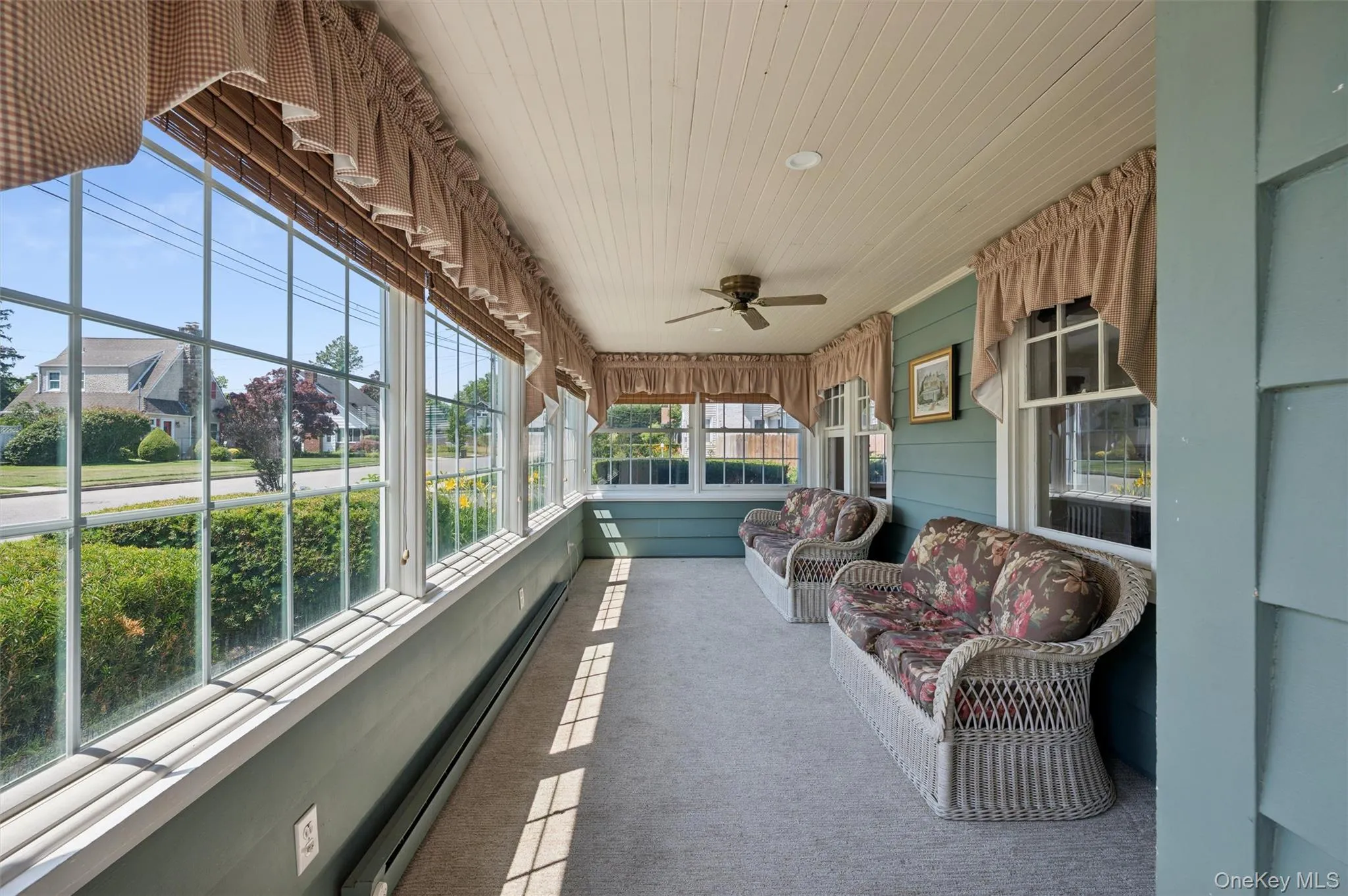 138 Hallock Street, Riverhead, NY, 4 Bedrooms Bedrooms, 9 Rooms Rooms,3 BathroomsBathrooms,Residential,For Rent,Hallock,0,1020411 138 Hallock Street, Riverhead, NY, 4 Bedrooms Bedrooms, 9 Rooms Rooms,3 BathroomsBathrooms,Residential,For Rent,Hallock,0,1020411