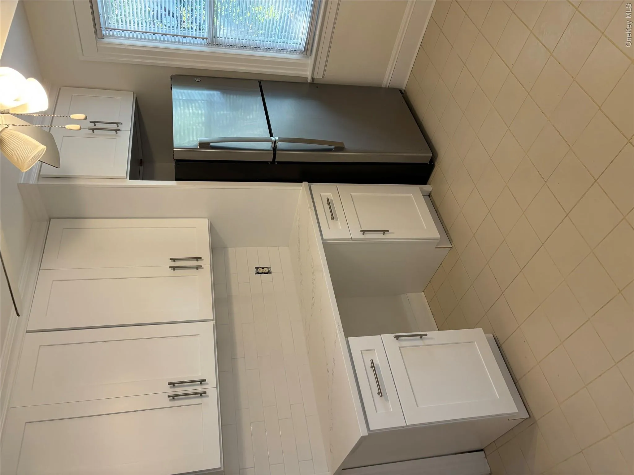 181 Violet Avenue, Hempstead, NY, 1 Bedroom Bedrooms, 4 Rooms Rooms,1 BathroomBathrooms,Residential Lease,For Rent,Violet,0,1020412 181 Violet Avenue, Hempstead, NY, 1 Bedroom Bedrooms, 4 Rooms Rooms,1 BathroomBathrooms,Residential Lease,For Rent,Violet,0,1020412