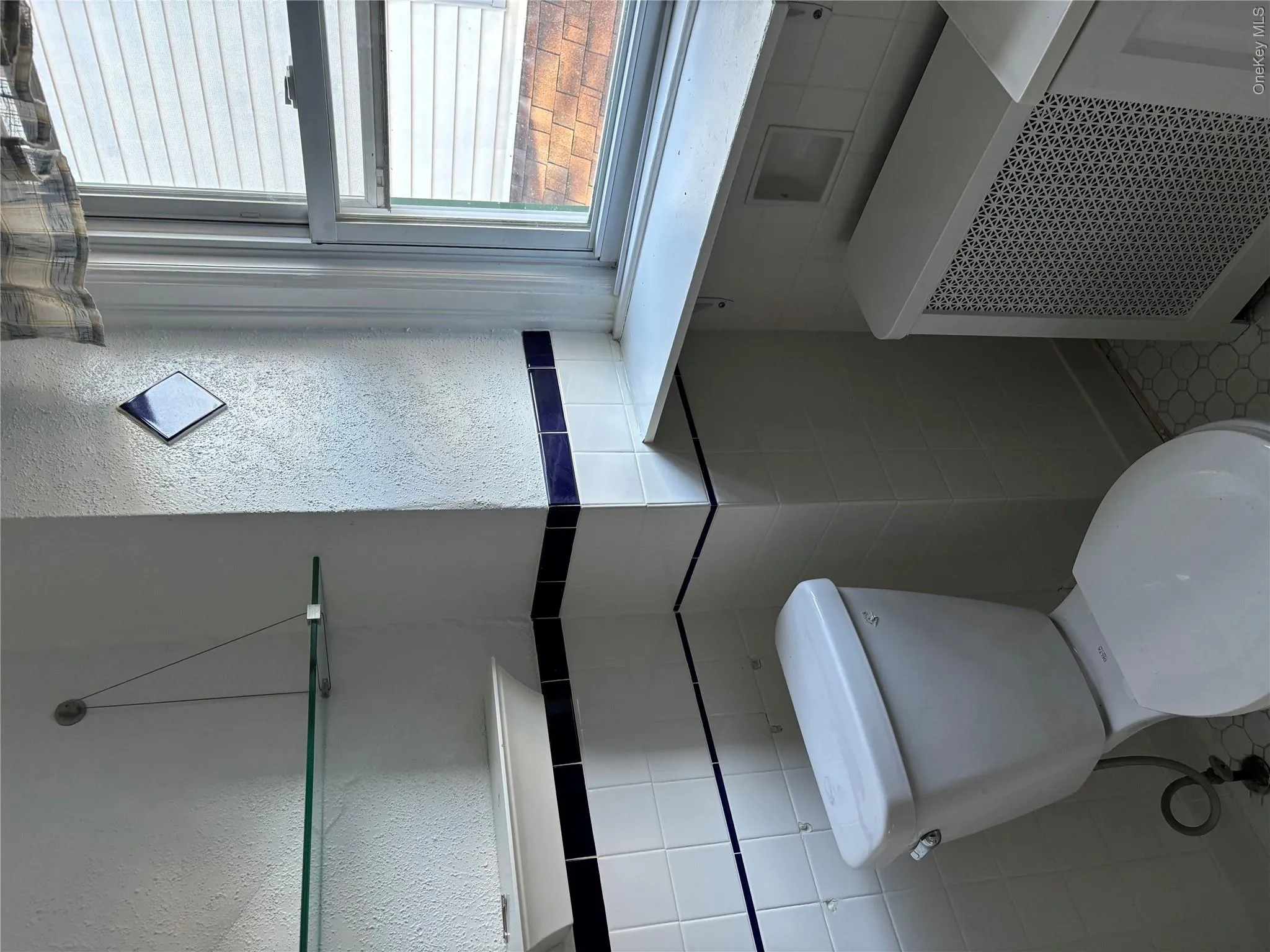 181 Violet Avenue, Hempstead, NY, 1 Bedroom Bedrooms, 4 Rooms Rooms,1 BathroomBathrooms,Residential Lease,For Rent,Violet,0,1020412 181 Violet Avenue, Hempstead, NY, 1 Bedroom Bedrooms, 4 Rooms Rooms,1 BathroomBathrooms,Residential Lease,For Rent,Violet,0,1020412