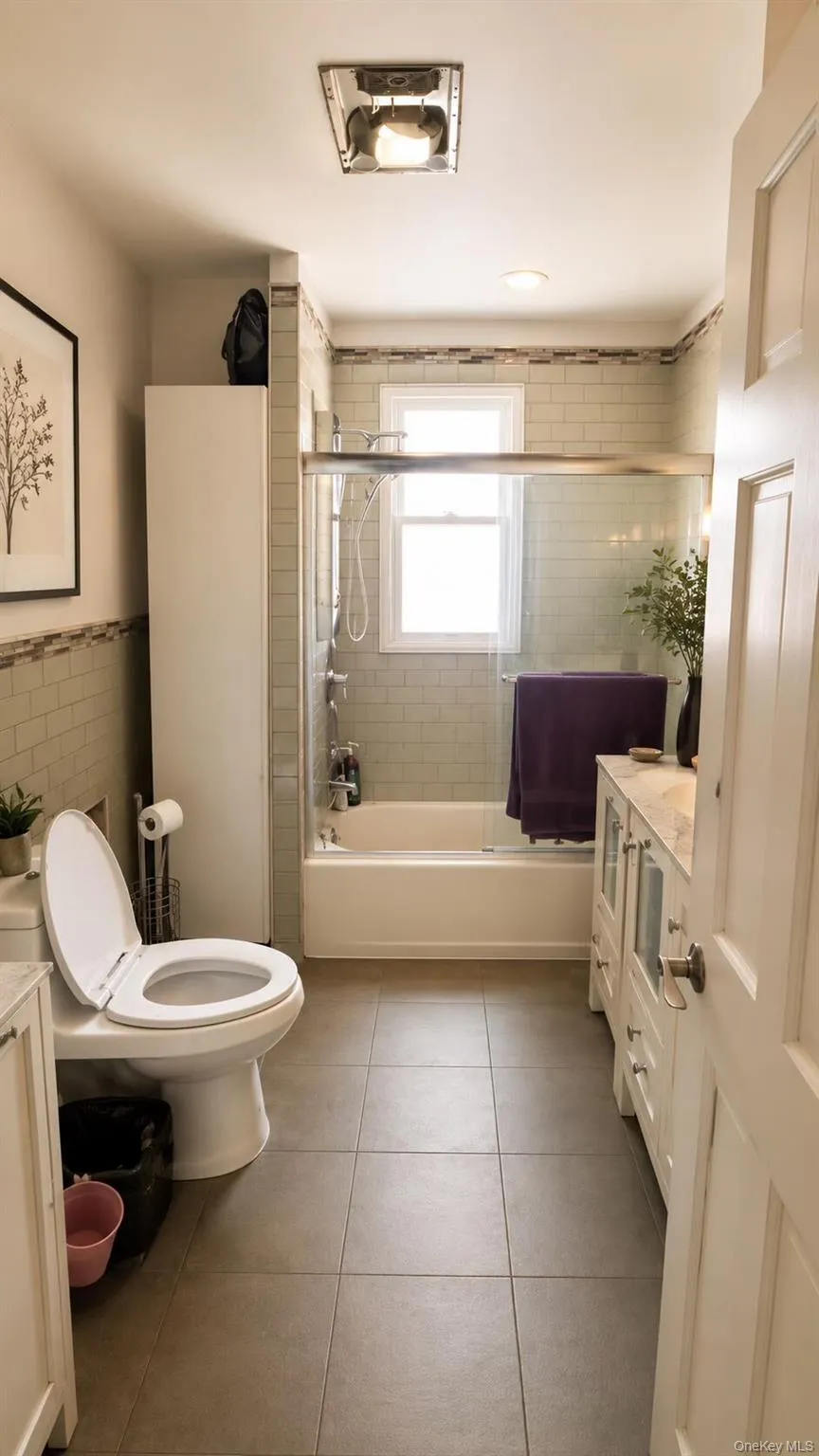 172-39 83rd Avenue, New York, NY, 3 Bedrooms Bedrooms, 5 Rooms Rooms,2 BathroomsBathrooms,Residential,For Rent,83rd,0,1020419 172-39 83rd Avenue, New York, NY, 3 Bedrooms Bedrooms, 5 Rooms Rooms,2 BathroomsBathrooms,Residential,For Rent,83rd,0,1020419