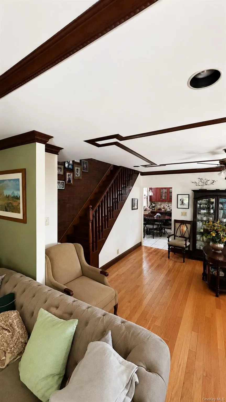 172-39 83rd Avenue, New York, NY, 3 Bedrooms Bedrooms, 5 Rooms Rooms,2 BathroomsBathrooms,Residential,For Rent,83rd,0,1020419 172-39 83rd Avenue, New York, NY, 3 Bedrooms Bedrooms, 5 Rooms Rooms,2 BathroomsBathrooms,Residential,For Rent,83rd,0,1020419