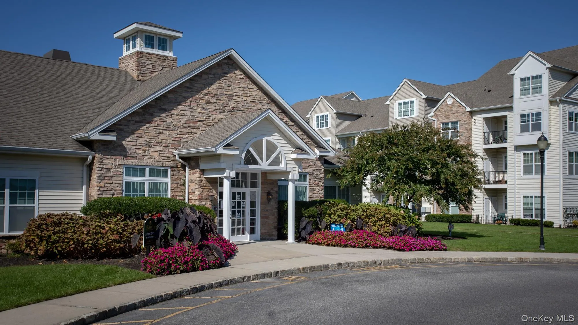 1 Charles Pond Drive, Brookhaven, NY, 1 Bedroom Bedrooms, 5 Rooms Rooms,1 BathroomBathrooms,Residential Lease,For Rent,Charles Pond,0,1020424 1 Charles Pond Drive, Brookhaven, NY, 1 Bedroom Bedrooms, 5 Rooms Rooms,1 BathroomBathrooms,Residential Lease,For Rent,Charles Pond,0,1020424