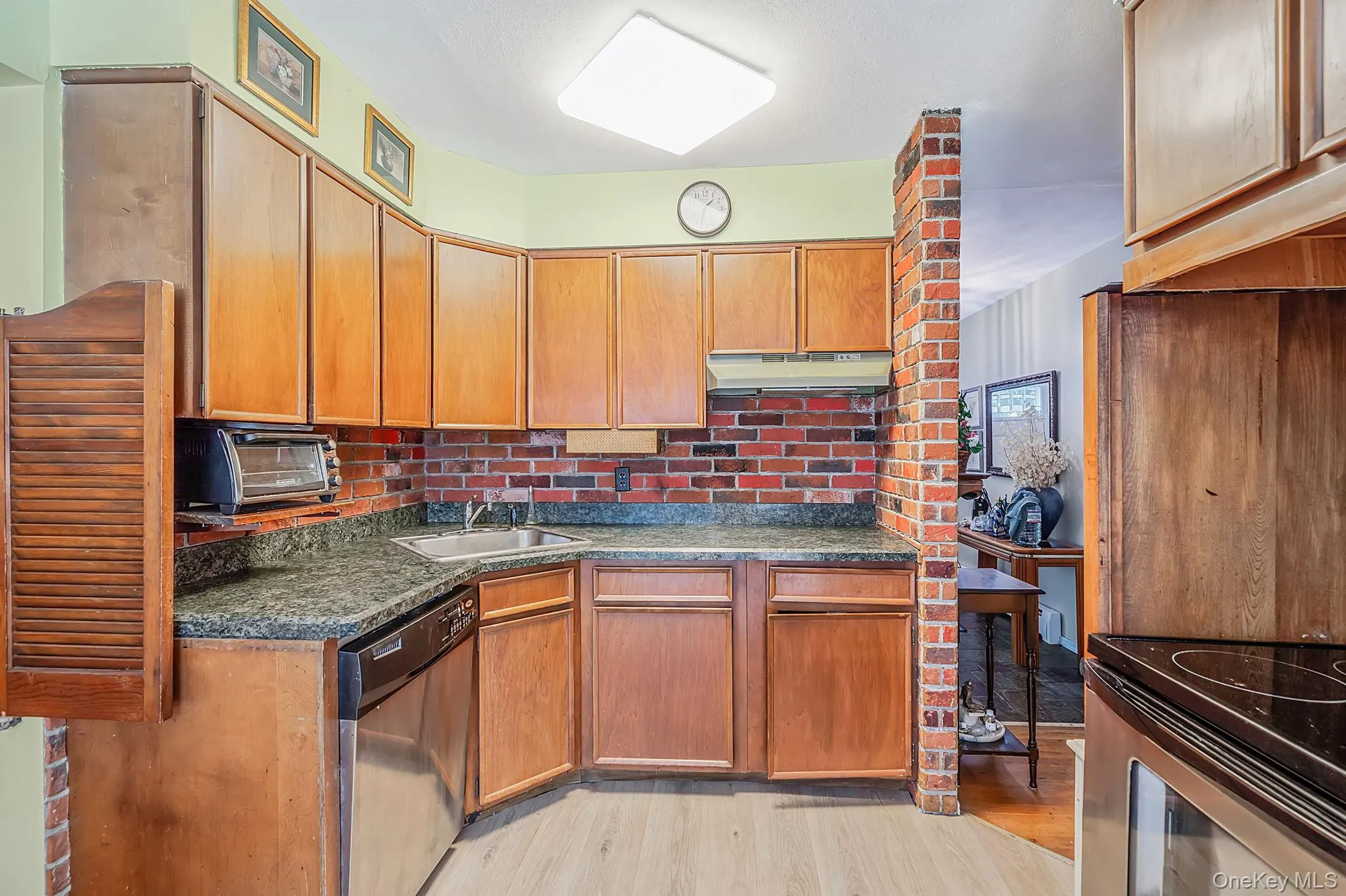 376 Moriches Road, Smithtown, NY, 3 Bedrooms Bedrooms, 7 Rooms Rooms,2 BathroomsBathrooms,Residential,For Rent,Moriches,0,1020426 376 Moriches Road, Smithtown, NY, 3 Bedrooms Bedrooms, 7 Rooms Rooms,2 BathroomsBathrooms,Residential,For Rent,Moriches,0,1020426