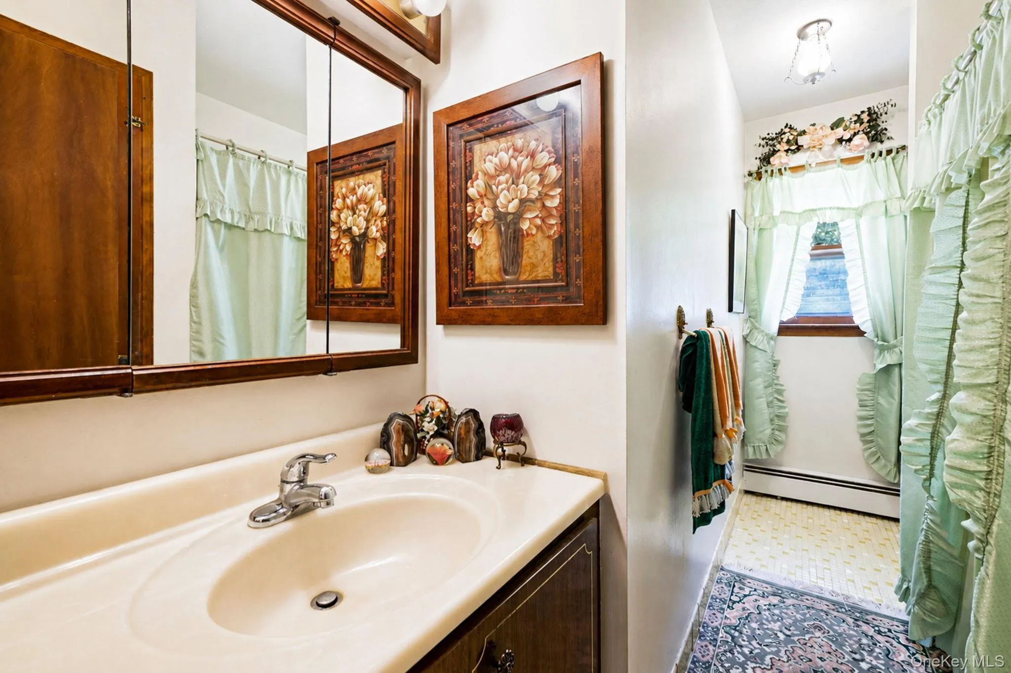 376 Moriches Road, Smithtown, NY, 3 Bedrooms Bedrooms, 7 Rooms Rooms,2 BathroomsBathrooms,Residential,For Rent,Moriches,0,1020426 376 Moriches Road, Smithtown, NY, 3 Bedrooms Bedrooms, 7 Rooms Rooms,2 BathroomsBathrooms,Residential,For Rent,Moriches,0,1020426