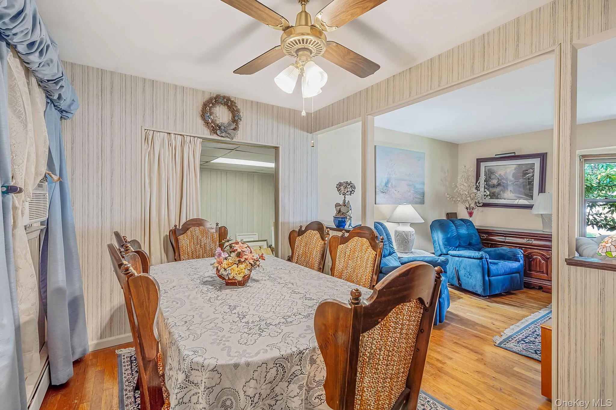 376 Moriches Road, Smithtown, NY, 3 Bedrooms Bedrooms, 7 Rooms Rooms,2 BathroomsBathrooms,Residential,For Rent,Moriches,0,1020426 376 Moriches Road, Smithtown, NY, 3 Bedrooms Bedrooms, 7 Rooms Rooms,2 BathroomsBathrooms,Residential,For Rent,Moriches,0,1020426