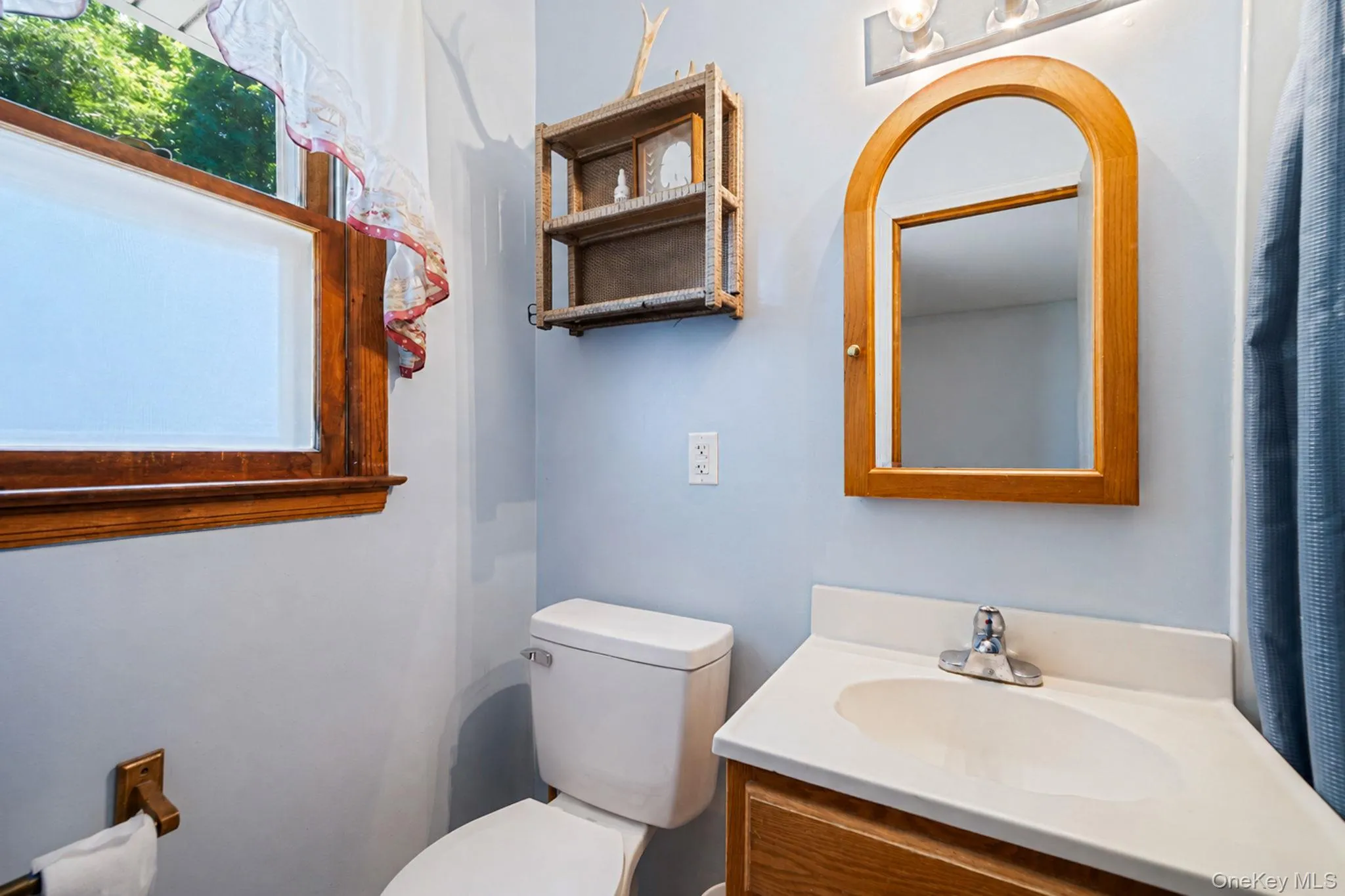 376 Moriches Road, Smithtown, NY, 3 Bedrooms Bedrooms, 7 Rooms Rooms,2 BathroomsBathrooms,Residential,For Rent,Moriches,0,1020426 376 Moriches Road, Smithtown, NY, 3 Bedrooms Bedrooms, 7 Rooms Rooms,2 BathroomsBathrooms,Residential,For Rent,Moriches,0,1020426