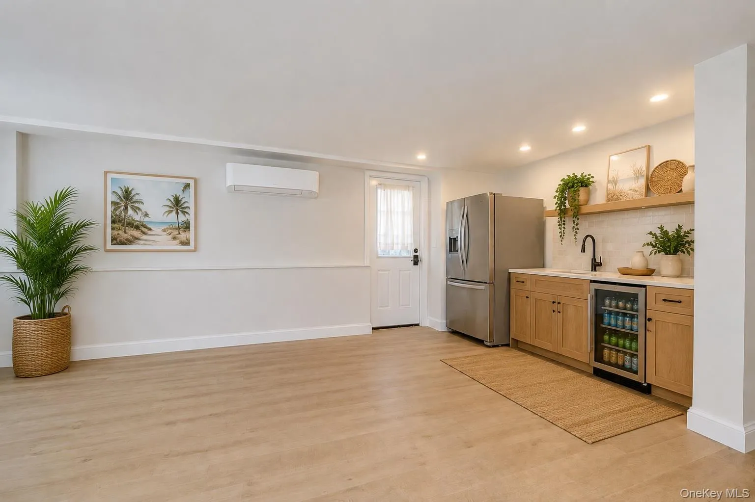 Virtually Staged Ground Floor Wetbar Virtually Staged Ground Floor Wetbar