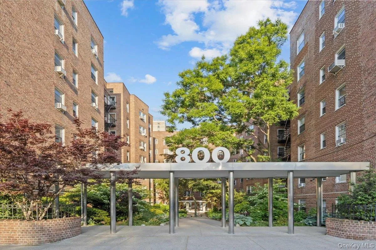 800 Grand Concourse, New York, NY, 3 Bedrooms Bedrooms, 5 Rooms Rooms,2 BathroomsBathrooms,Residential,For Rent,Grand Concourse,0,1020437 800 Grand Concourse, New York, NY, 3 Bedrooms Bedrooms, 5 Rooms Rooms,2 BathroomsBathrooms,Residential,For Rent,Grand Concourse,0,1020437