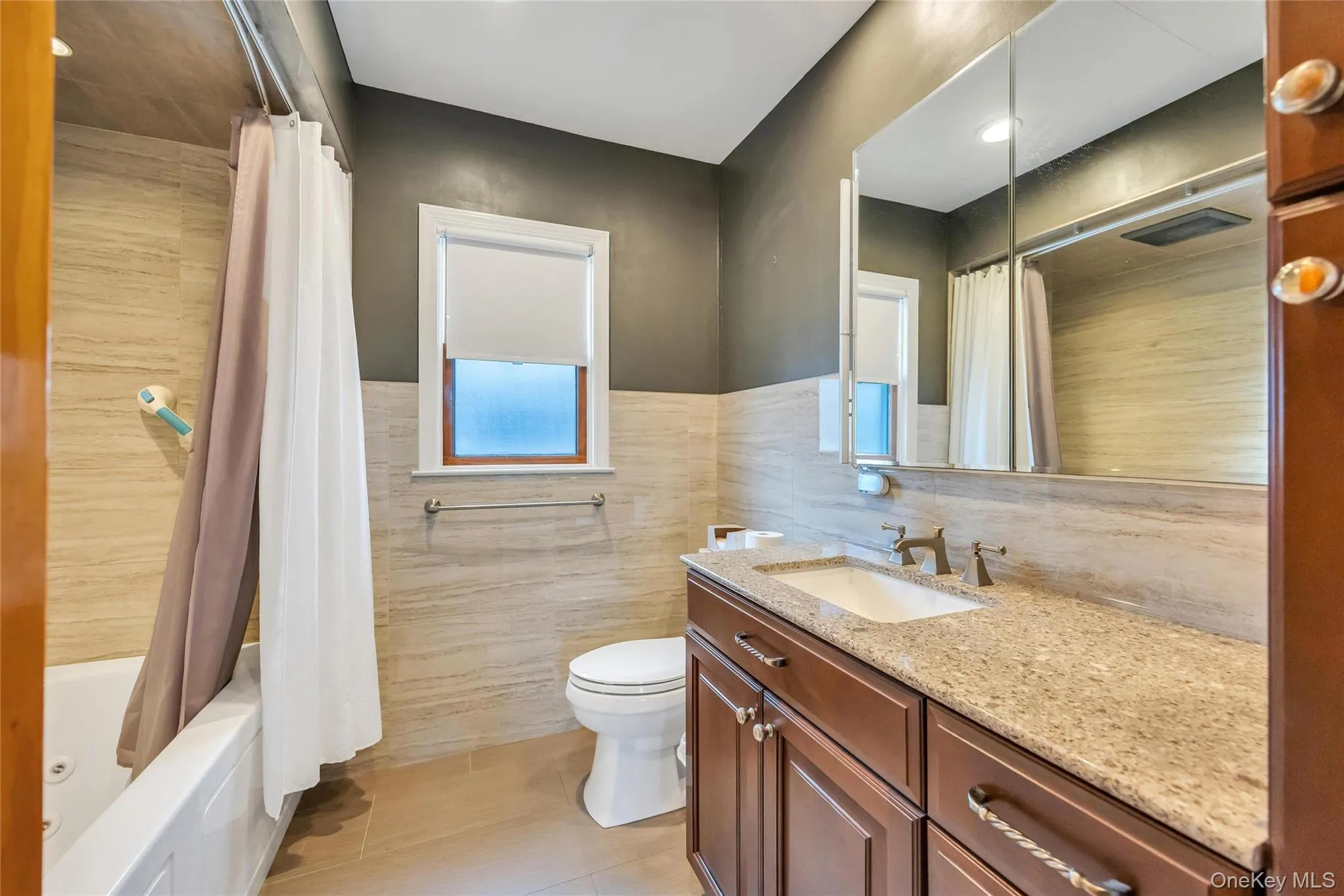 2518 Harvey Avenue, Hempstead, NY, 3 Bedrooms Bedrooms, 7 Rooms Rooms,2 BathroomsBathrooms,Residential,For Rent,Harvey,0,1020439 2518 Harvey Avenue, Hempstead, NY, 3 Bedrooms Bedrooms, 7 Rooms Rooms,2 BathroomsBathrooms,Residential,For Rent,Harvey,0,1020439